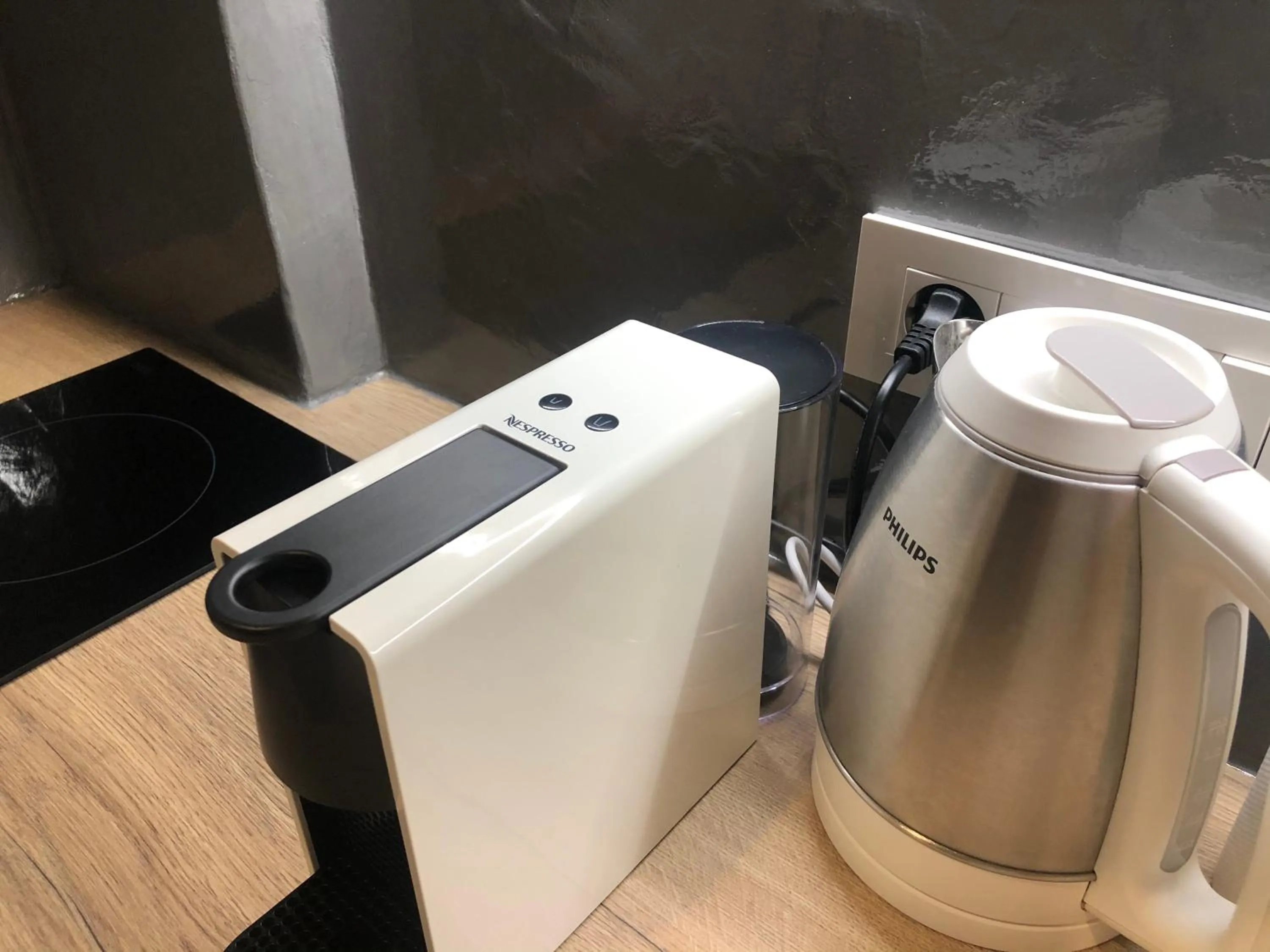 Coffee/tea facilities in Dragonfly Villas