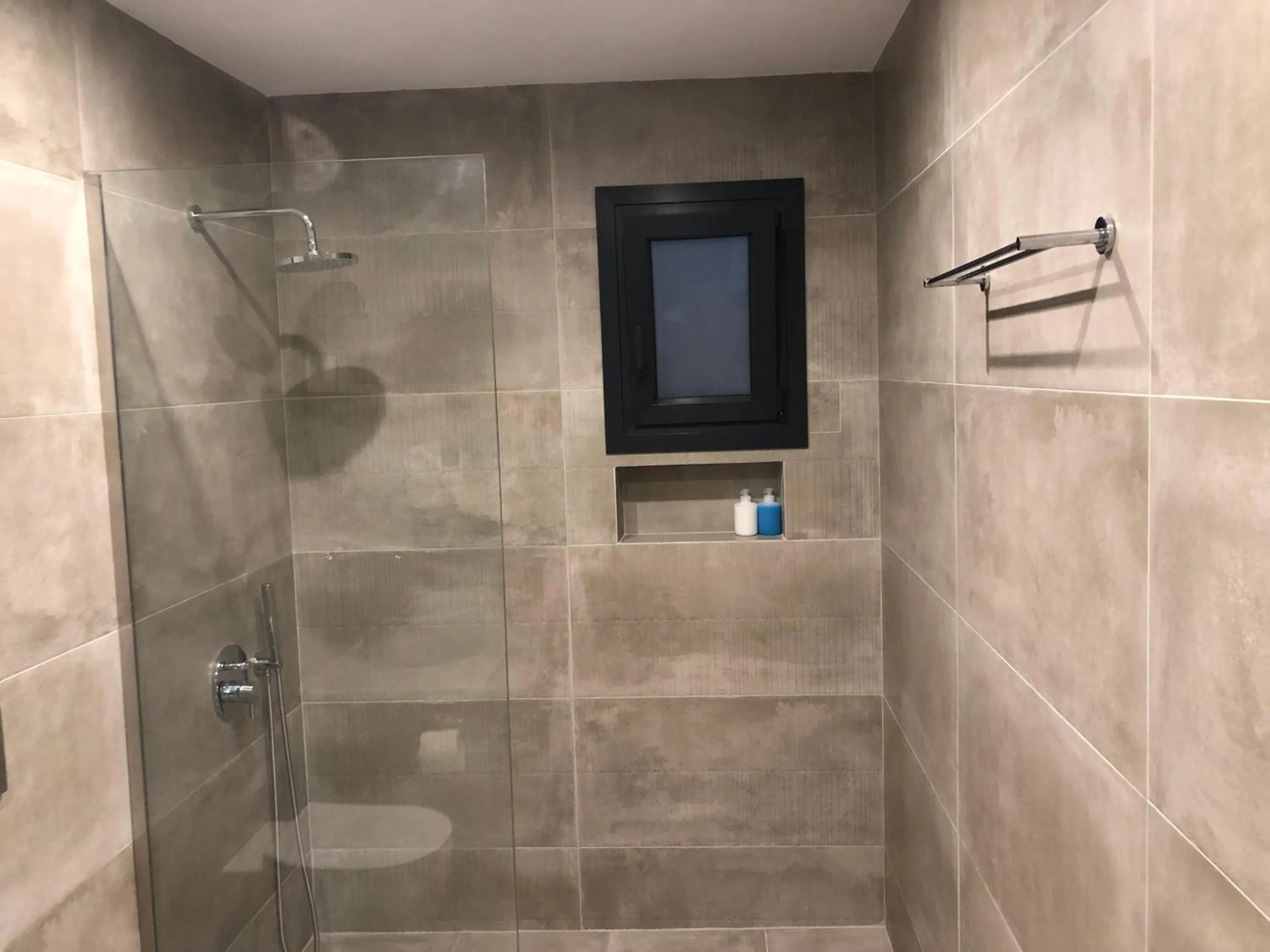 Shower in Dragonfly Villas