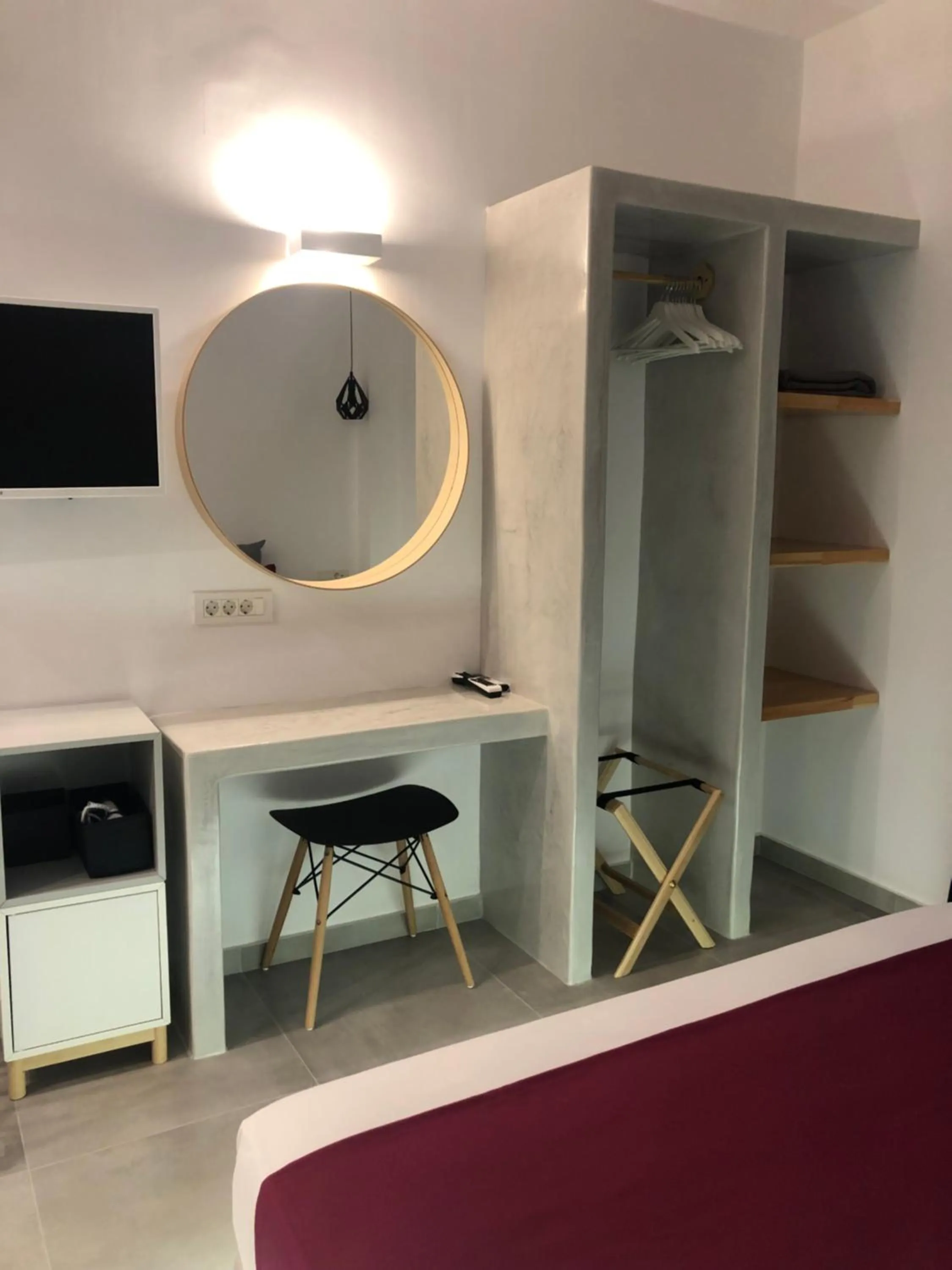 Communal lounge/ TV room in Dragonfly Villas