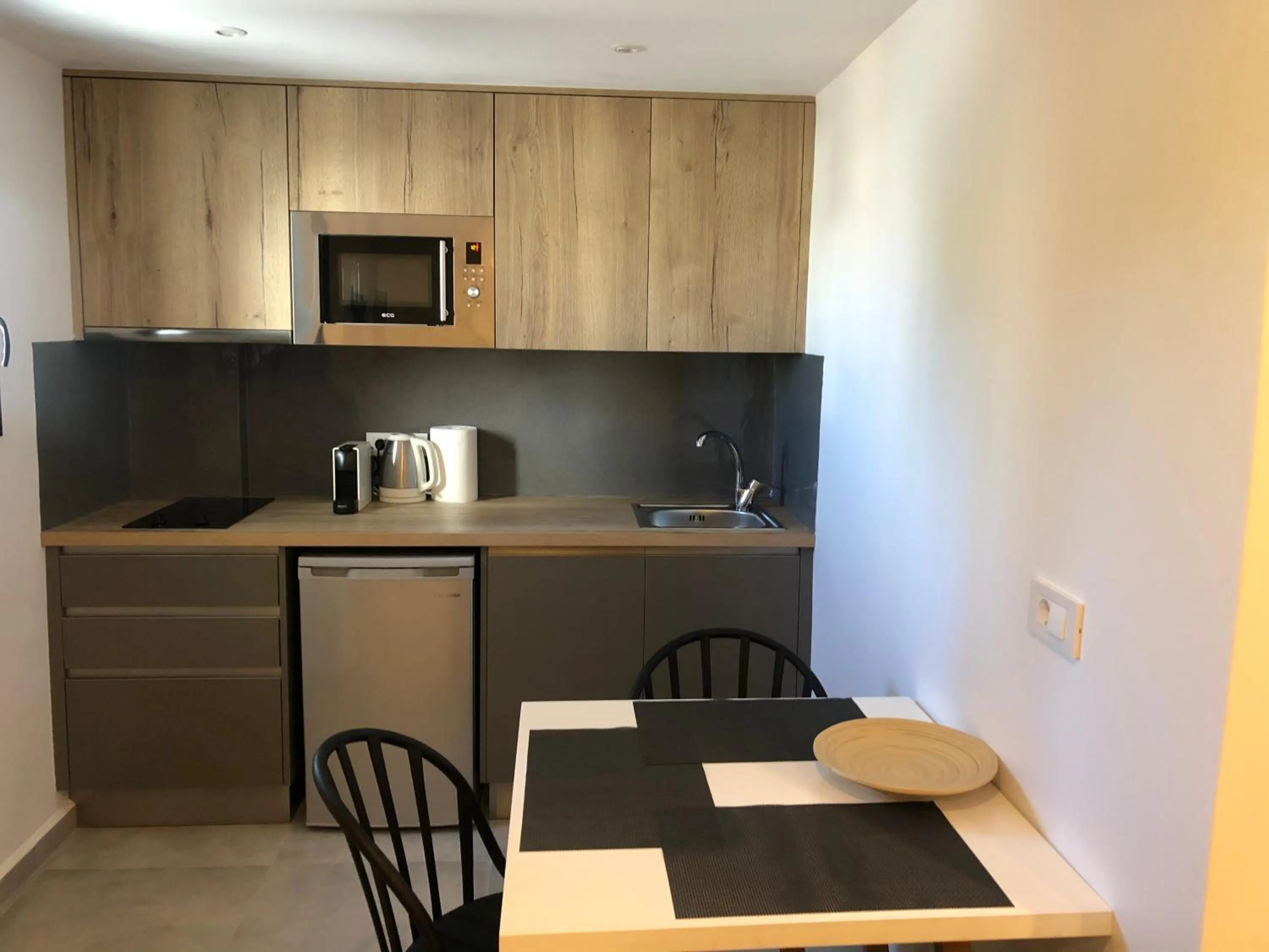 Kitchen or kitchenette in Dragonfly Villas