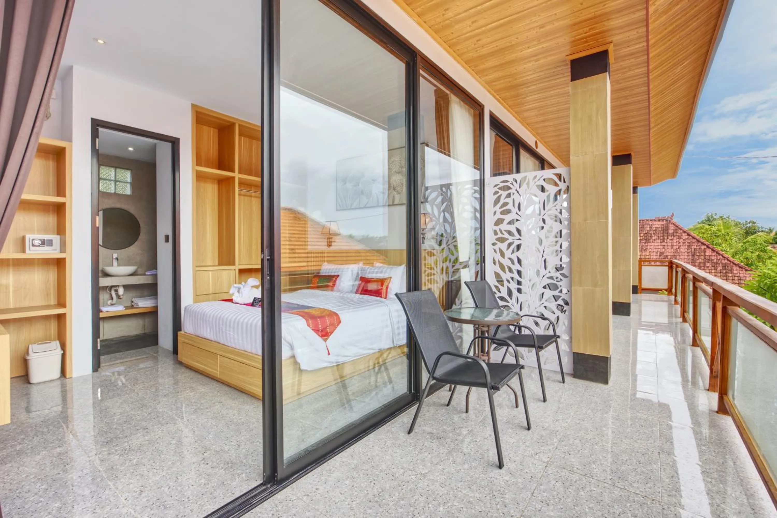 Balcony/Terrace in JnJ Guest House