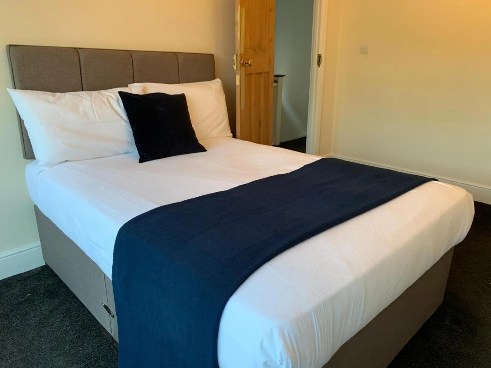 Bedroom, Bed in Marble Apartments Tooting House