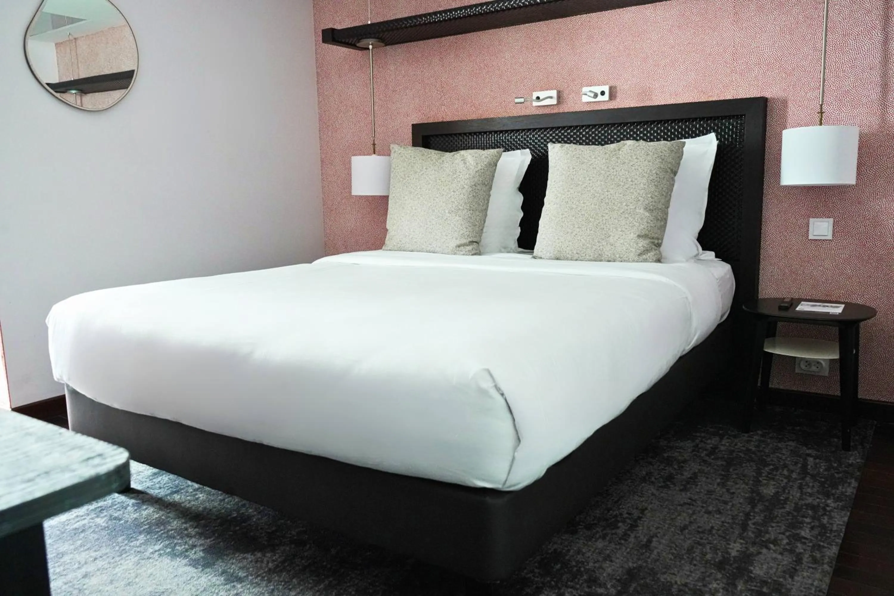 Bed in Hôtel Elysées Régencia