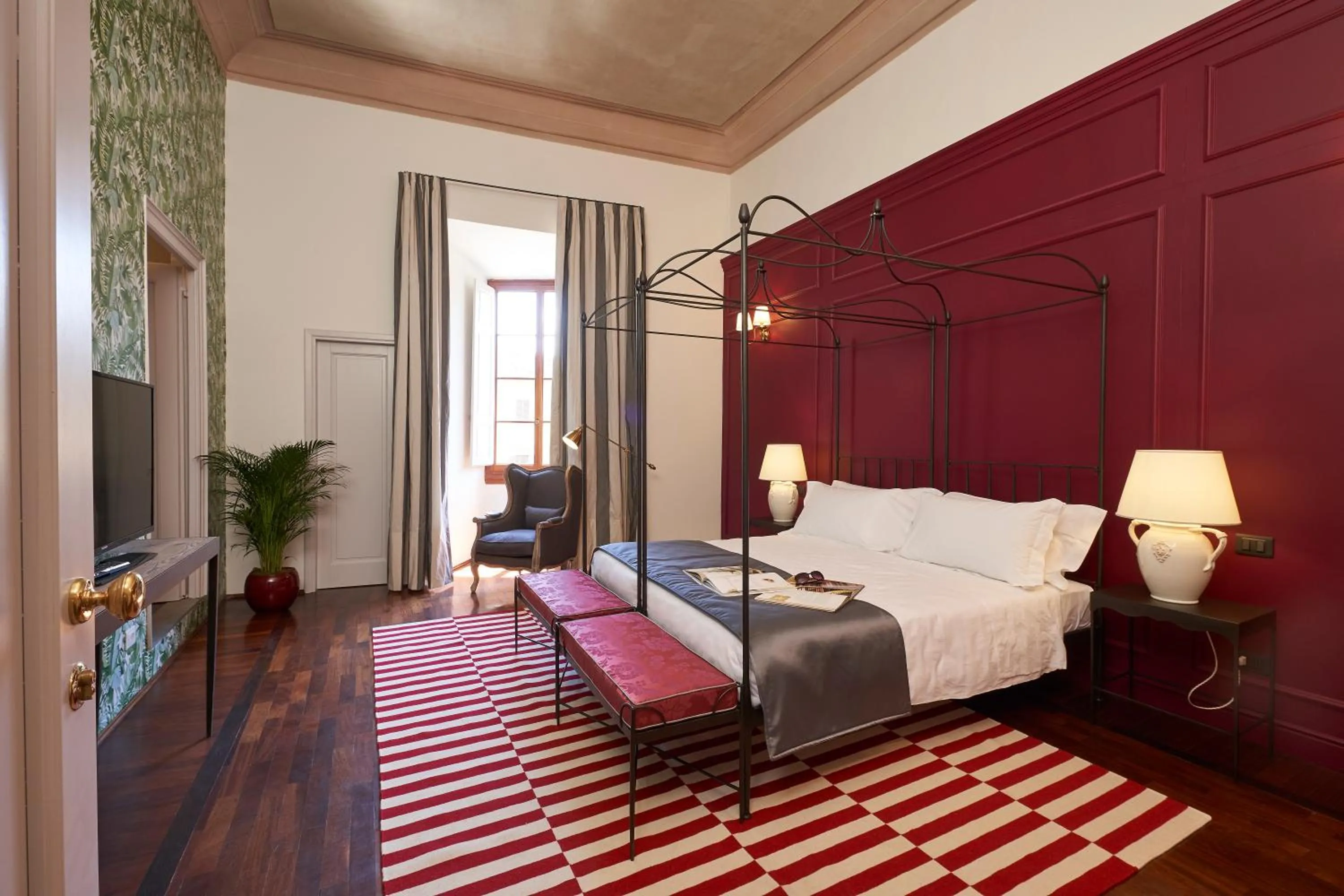 Bed in Peruzzi Urban Residences