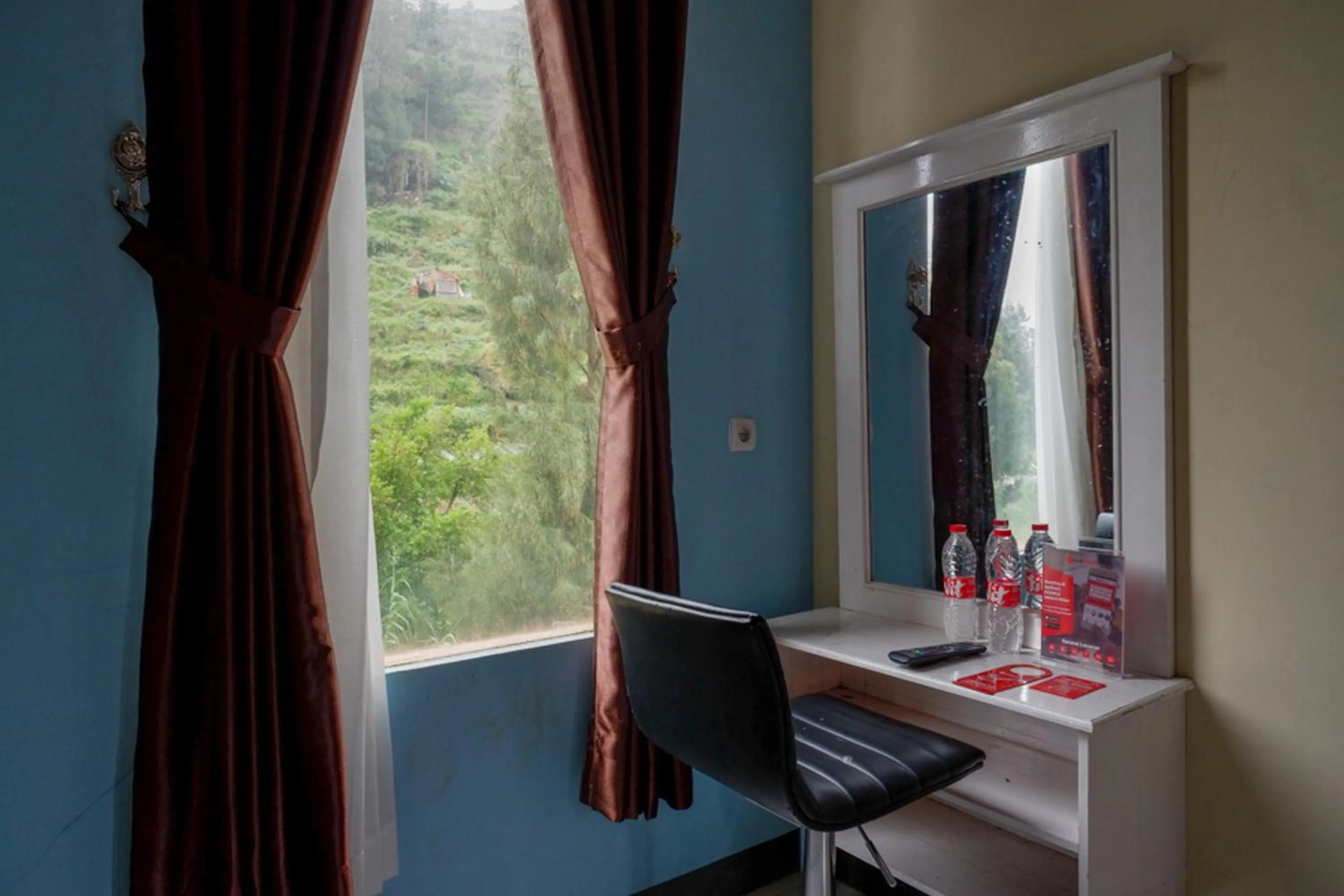 RedDoorz @ Gerbang Dieng Plateau Area