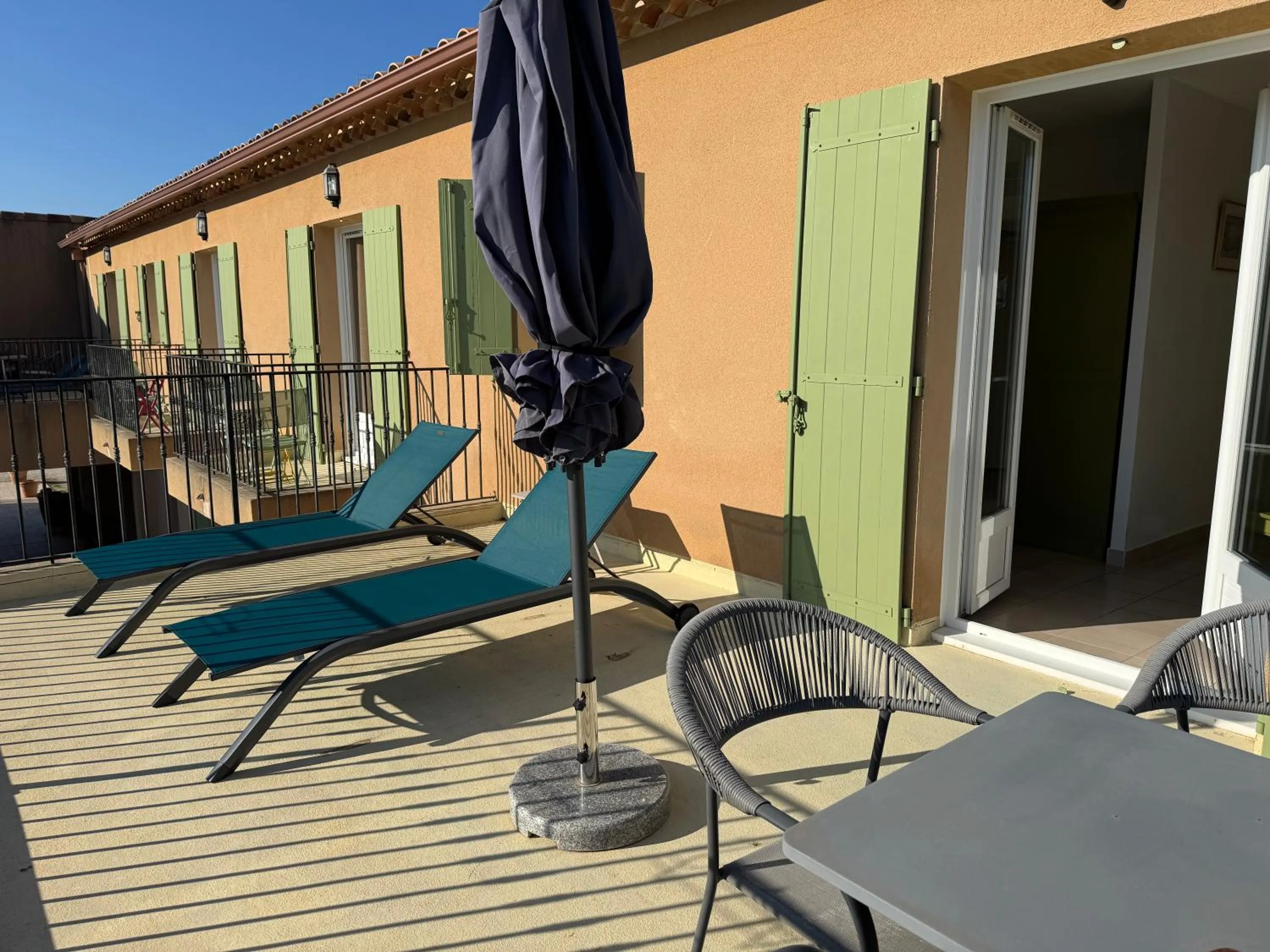 Pool view in Hotel Terriciaë aux portes de Maussane les Alpilles