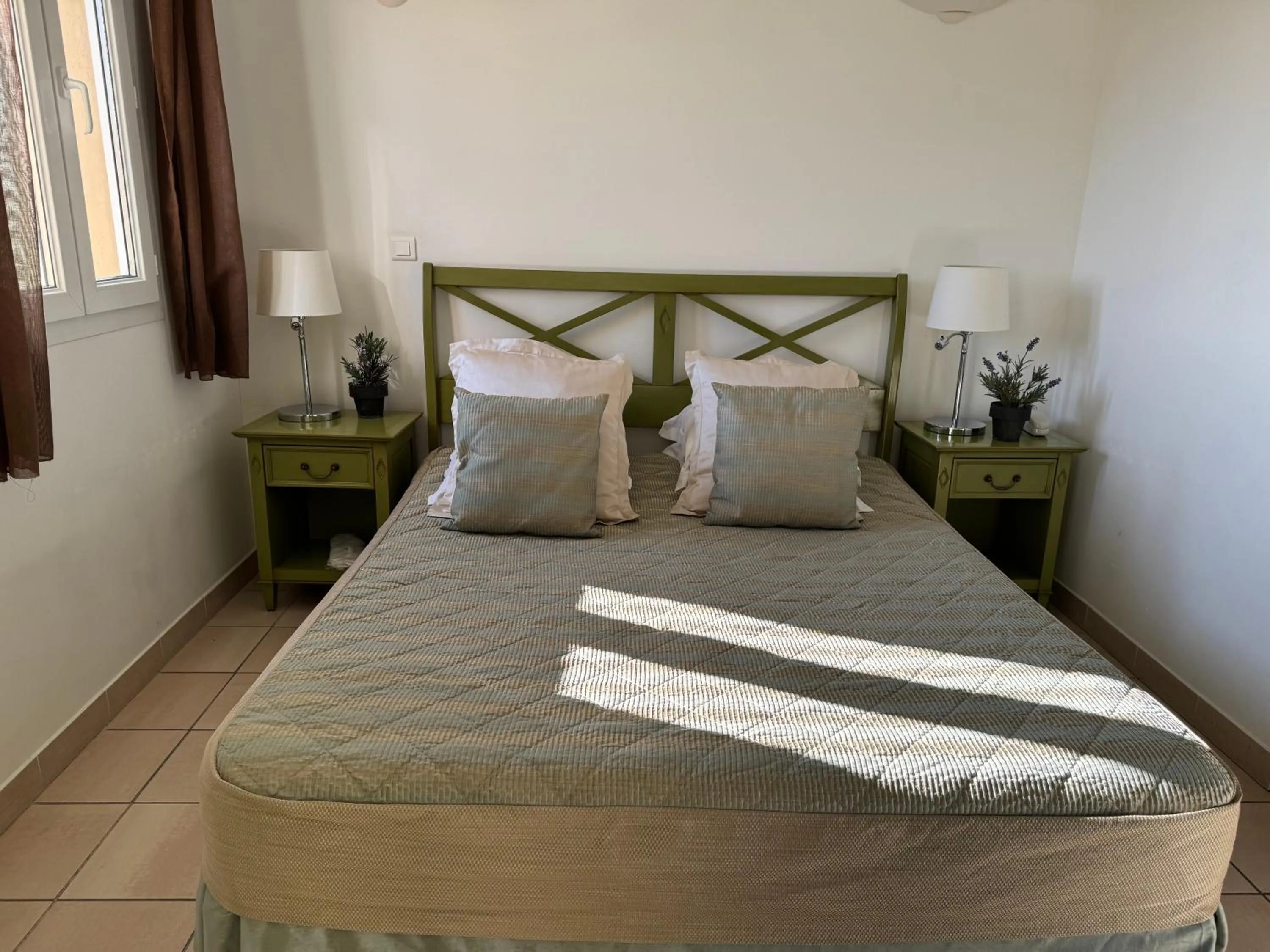 Bed in Hotel Terriciaë aux portes de Maussane les Alpilles