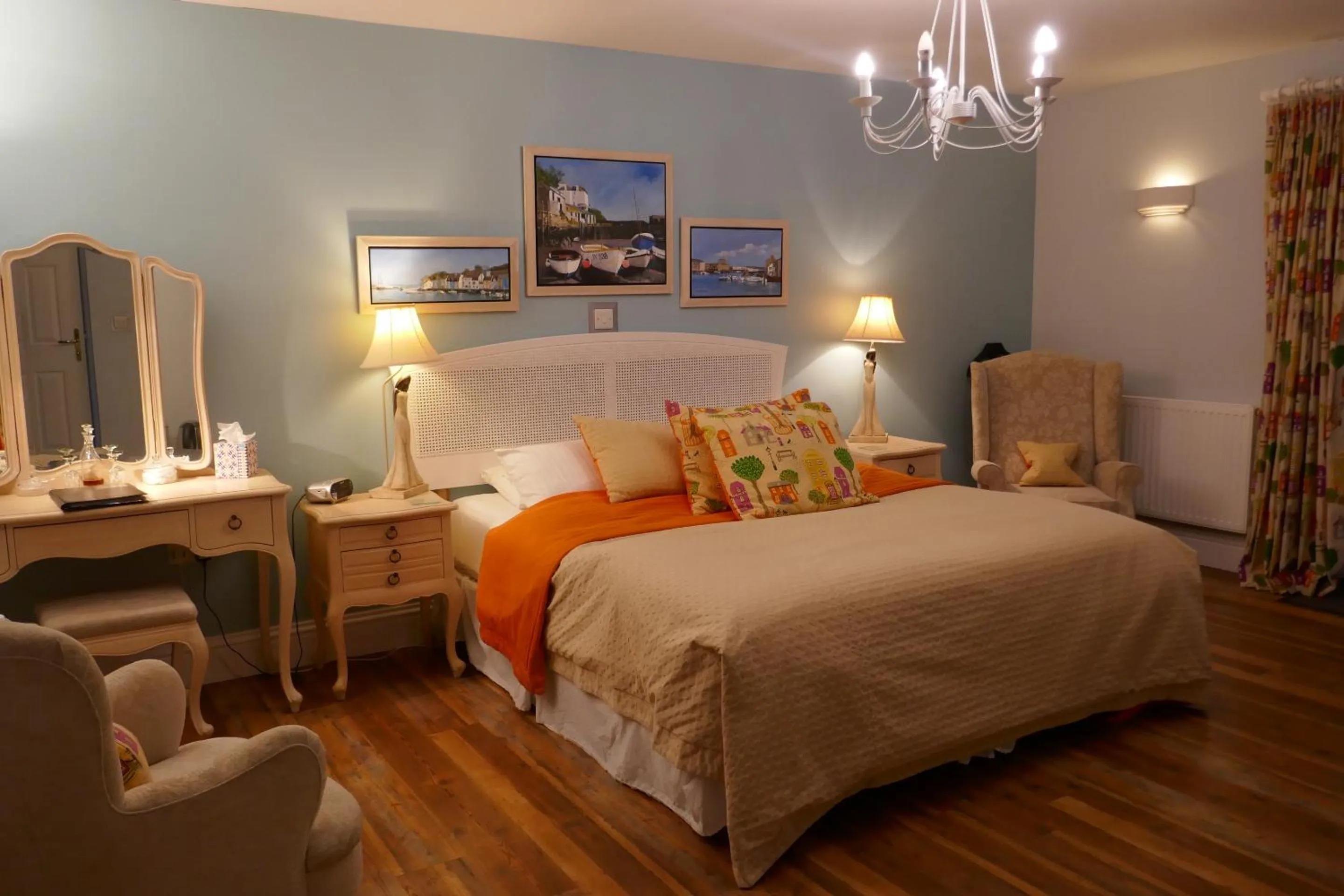 Bedroom, Bed in Kerrington House