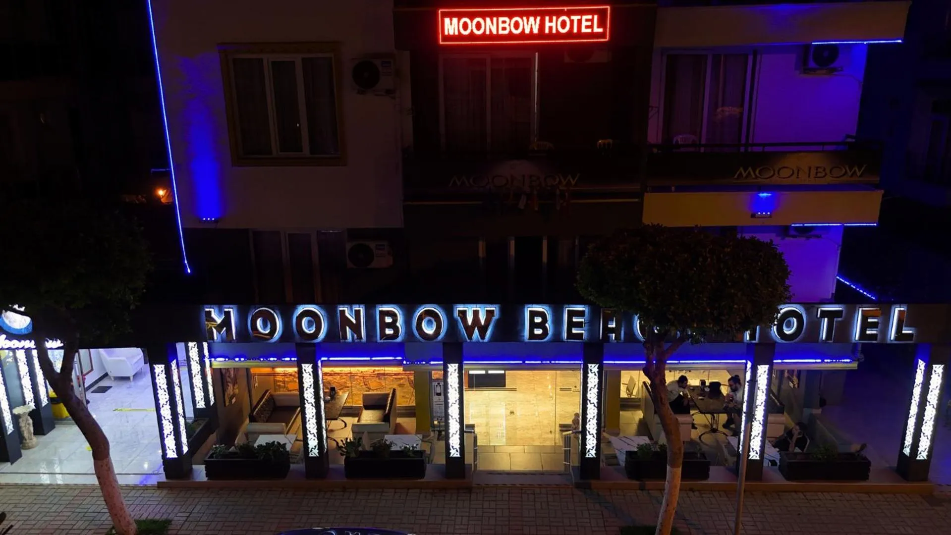 MOONBOW BEACH HOTEL