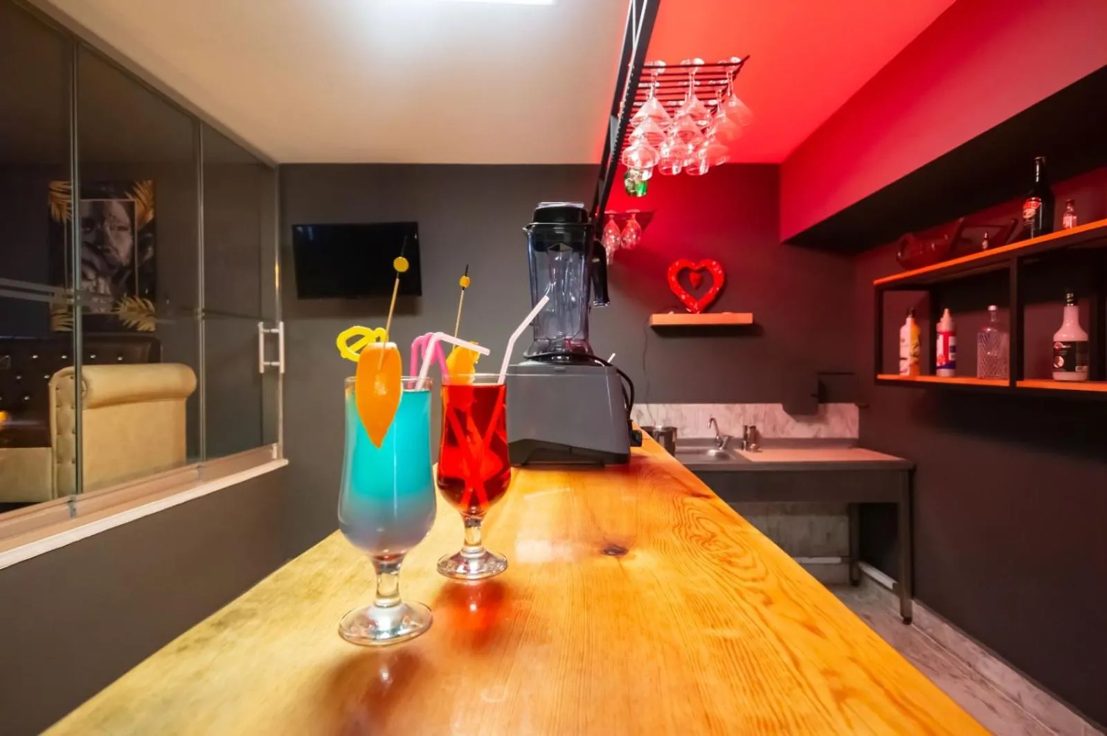 Restaurant/places to eat in MOONBOW BEACH HOTEL