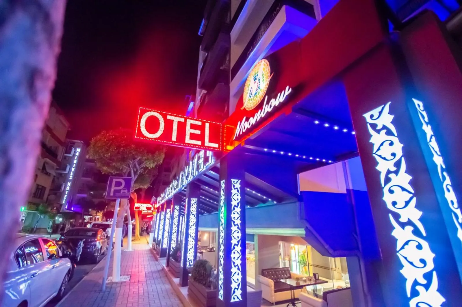 Facade/entrance in MOONBOW BEACH HOTEL