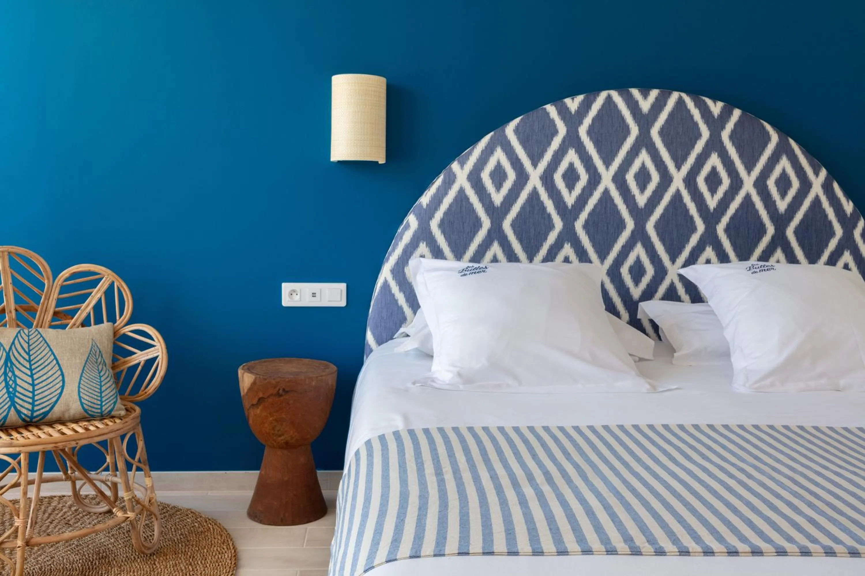 Bed in Les Bulles de Mer - Hotel & Spa sur la Plage