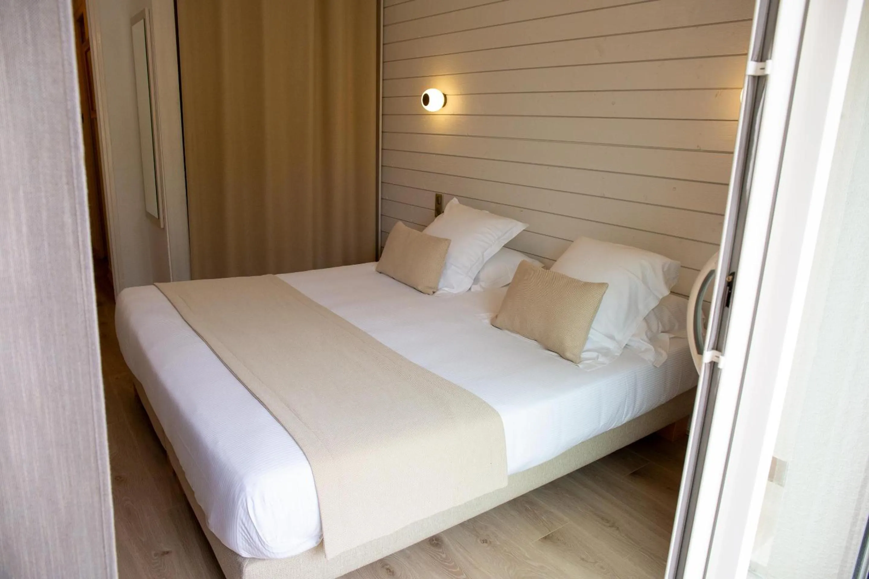 Bed in Grand Hôtel Du Lido