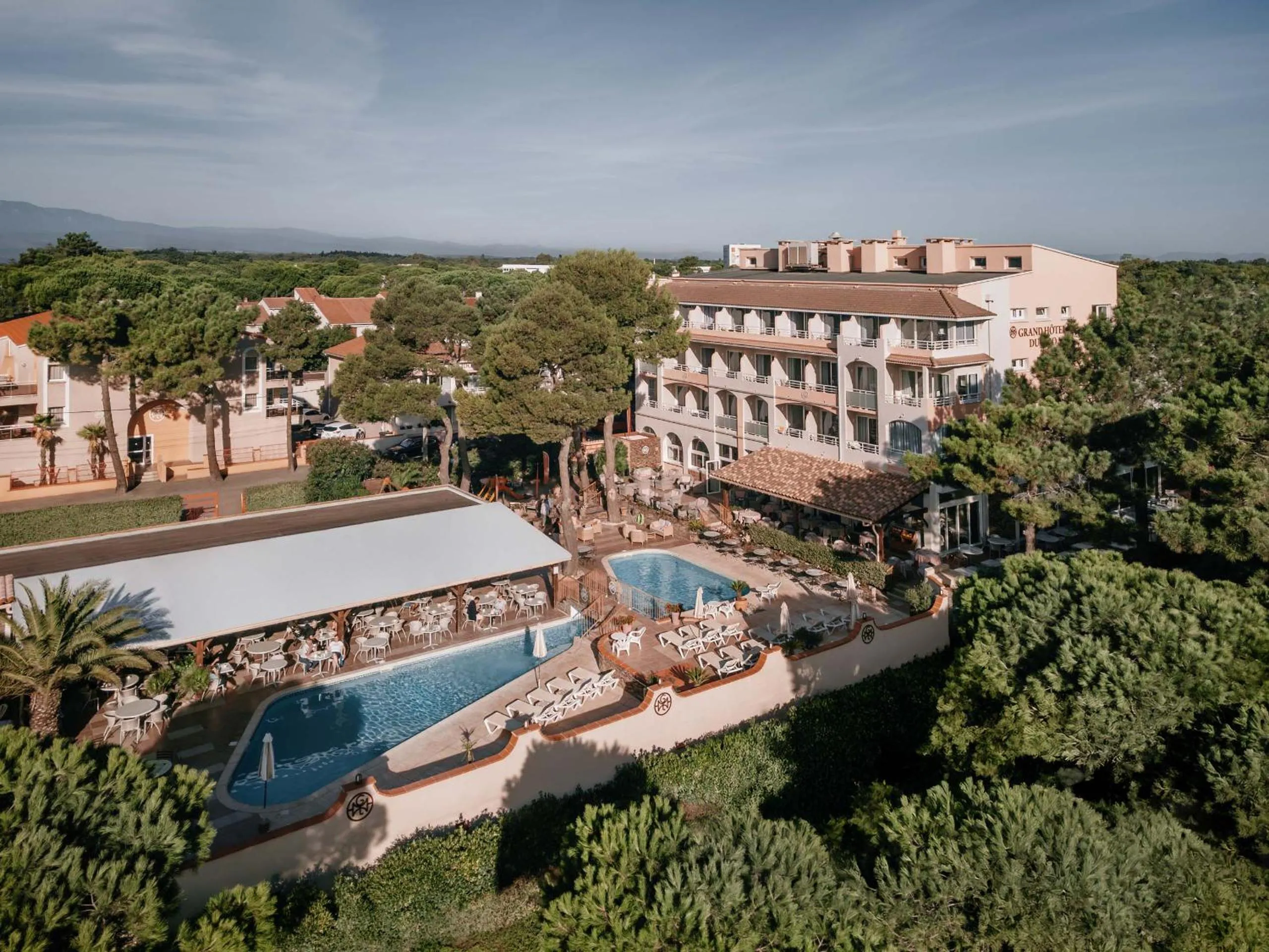 Property building in Grand Hôtel Du Lido