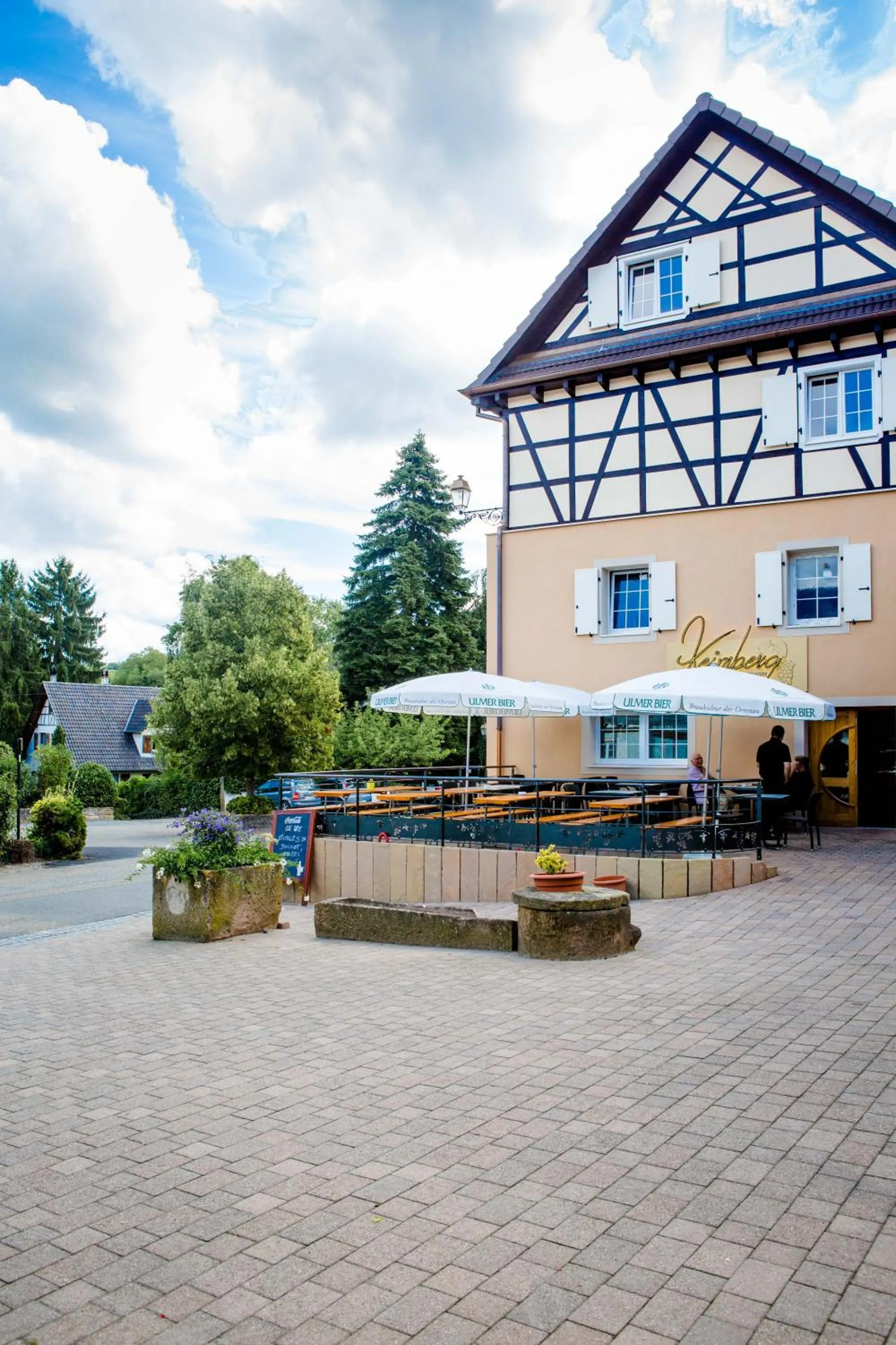 Restaurant/places to eat in Logis Hotel Restaurant Keimberg