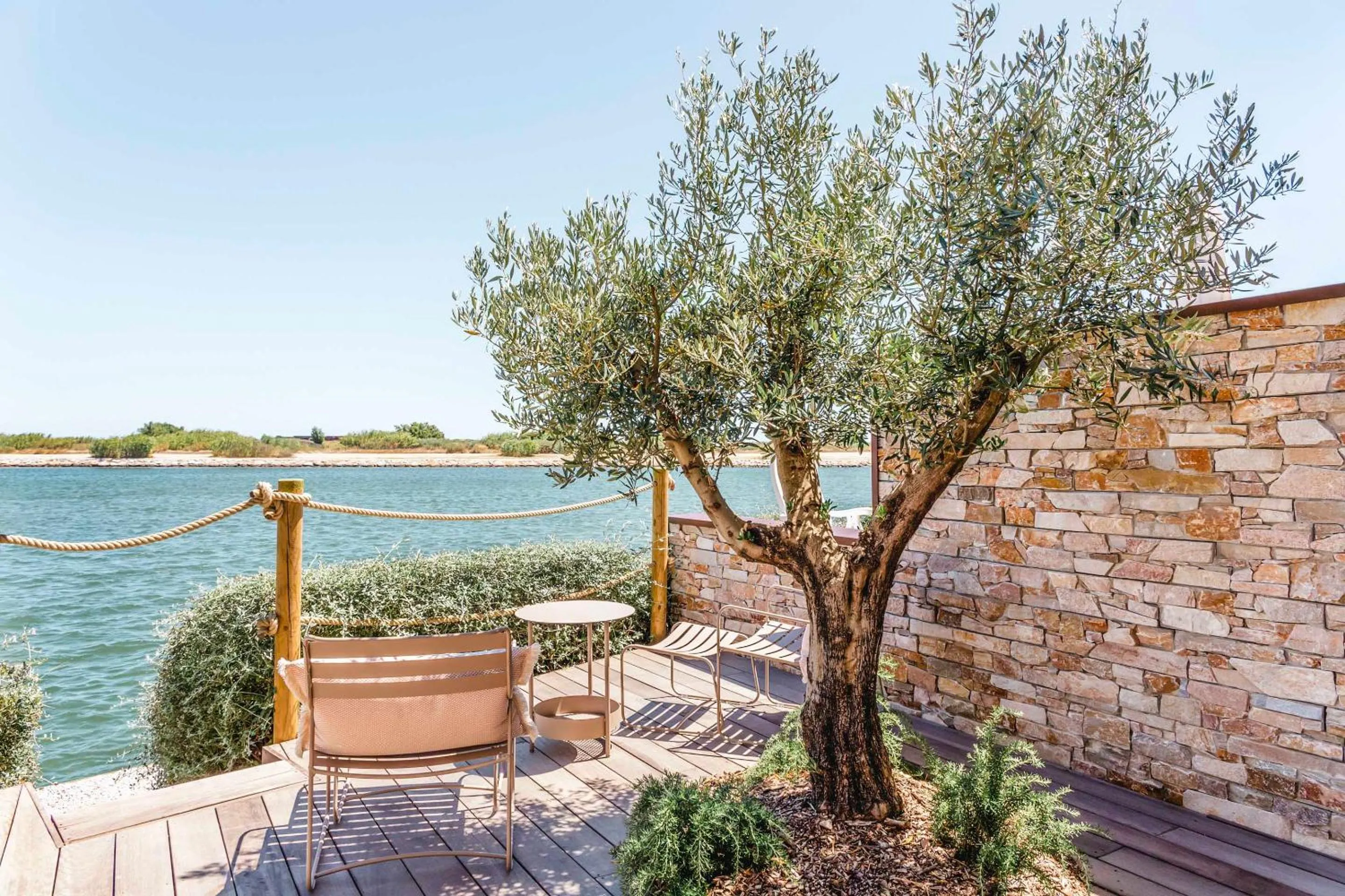 Patio in Relais et Châteaux Thalasso & Spa Ile de la Lagune
