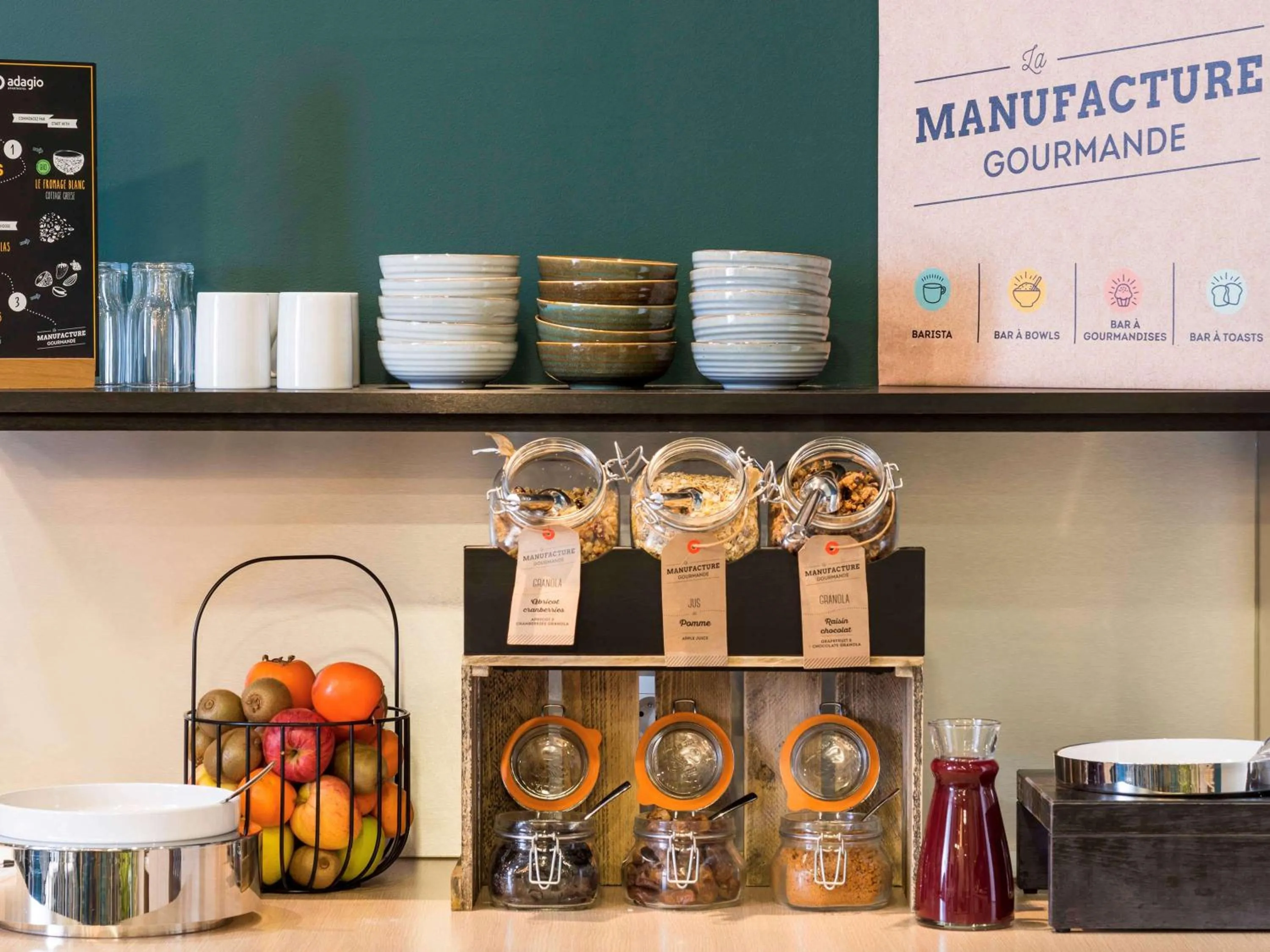 Property building in Aparthotel Adagio Paris XV