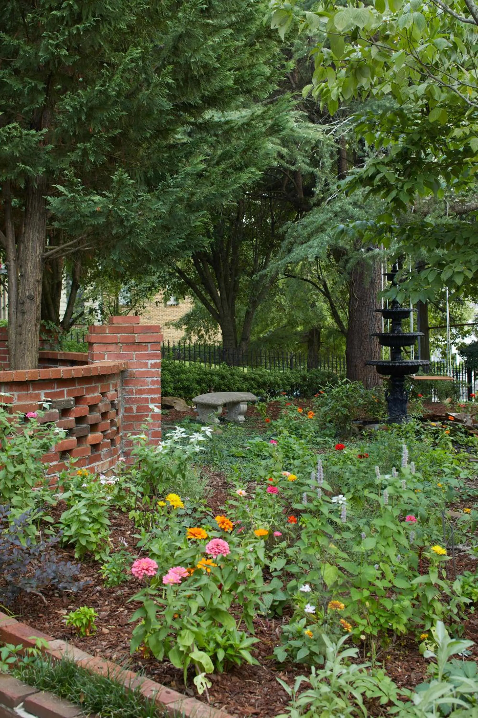 Eden Brae: Historic Southern Gothic Mansion