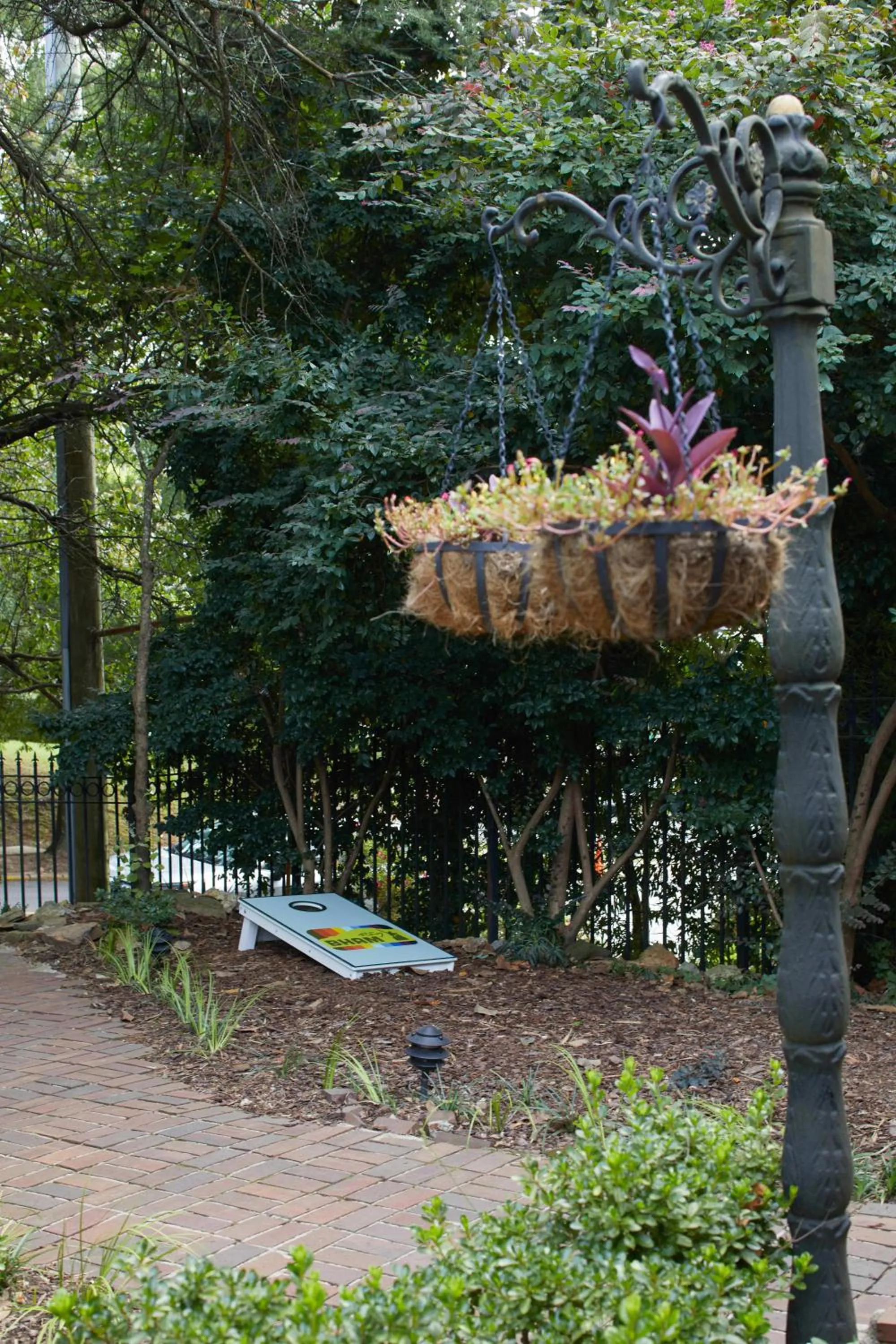 Eden Brae: Historic Southern Gothic Mansion