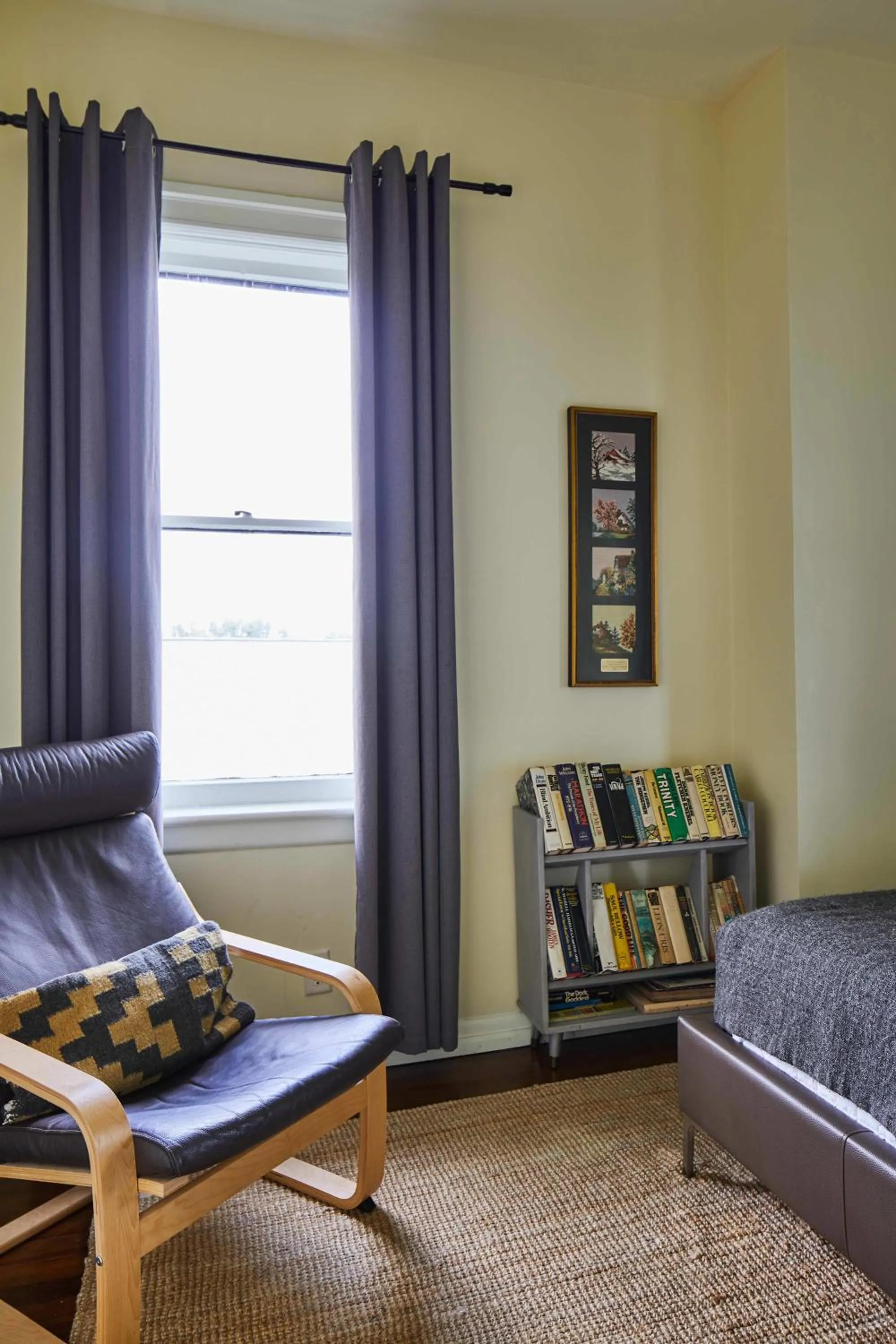 Bed in Eden Brae: Historic Southern Gothic Mansion