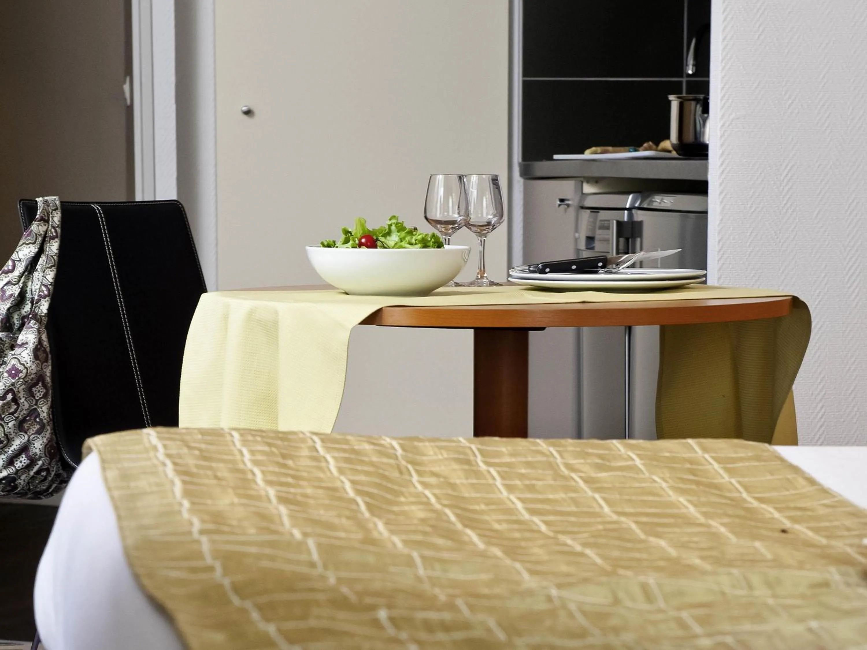 Bedroom in Aparthotel Adagio La Défense Le Parc