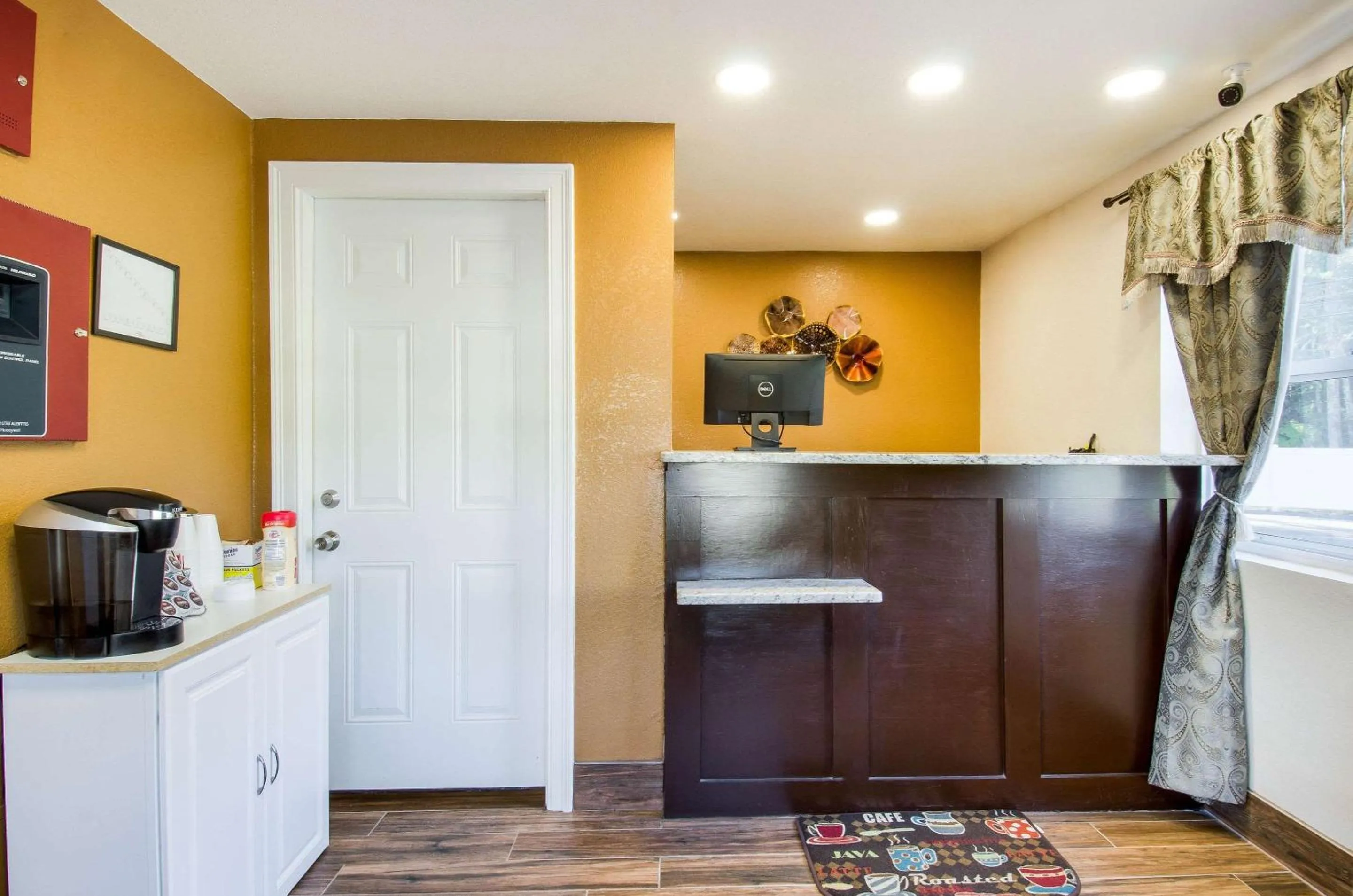 Lobby or reception in Rodeway Inn Middleboro-Plymouth