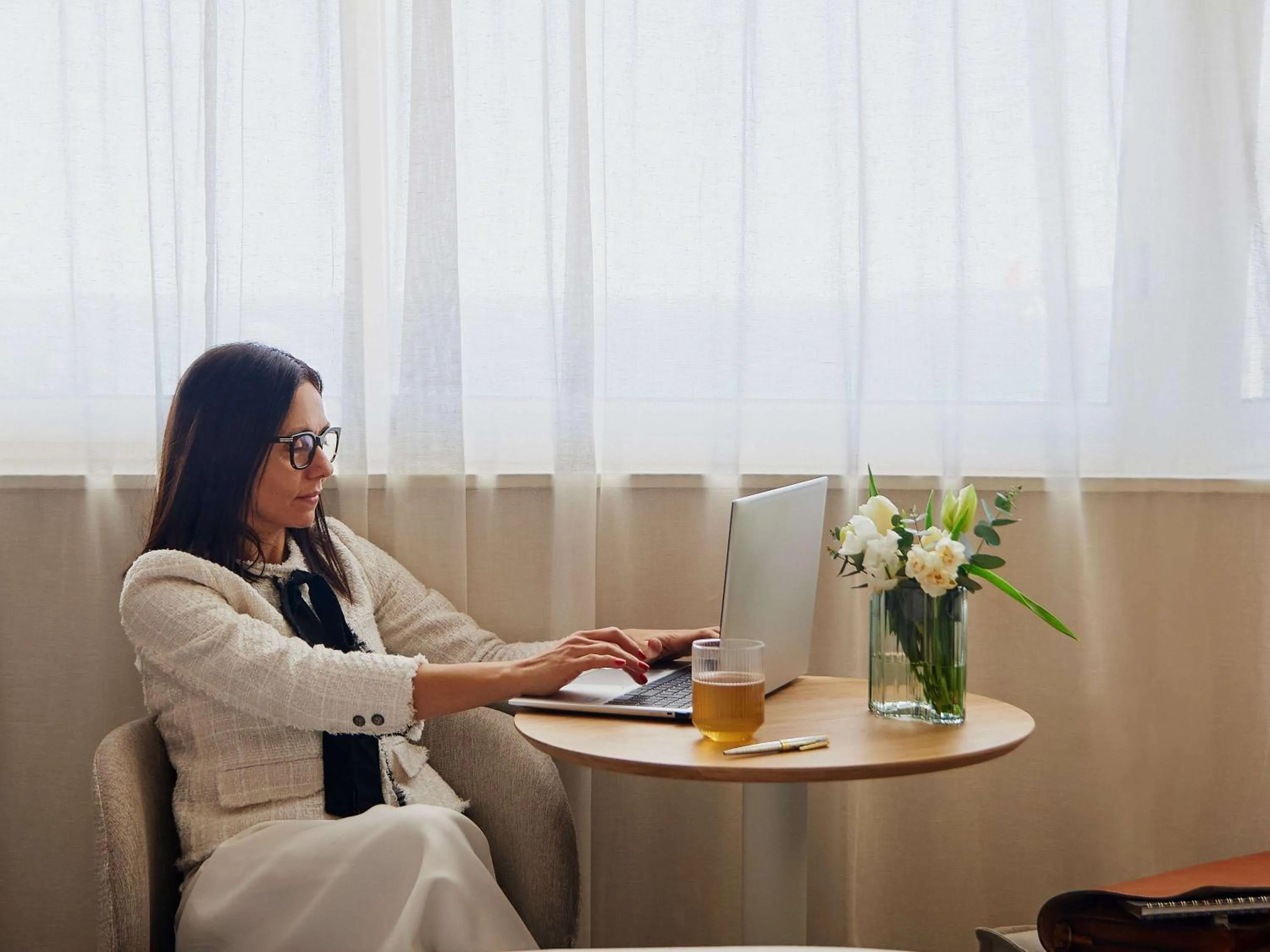 Bedroom in Hotel Continental Saint Raphael