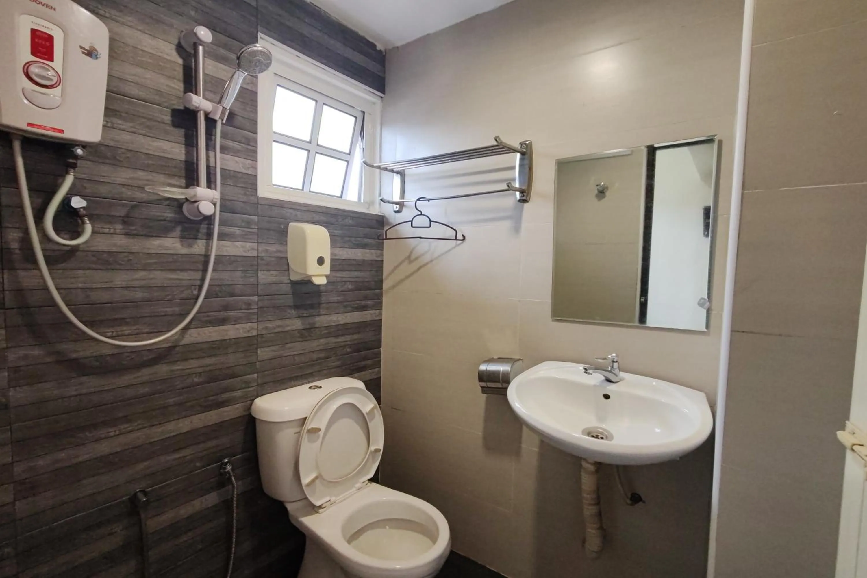 Shower in Heaven Mountain Hill 2 Cameron Highlands