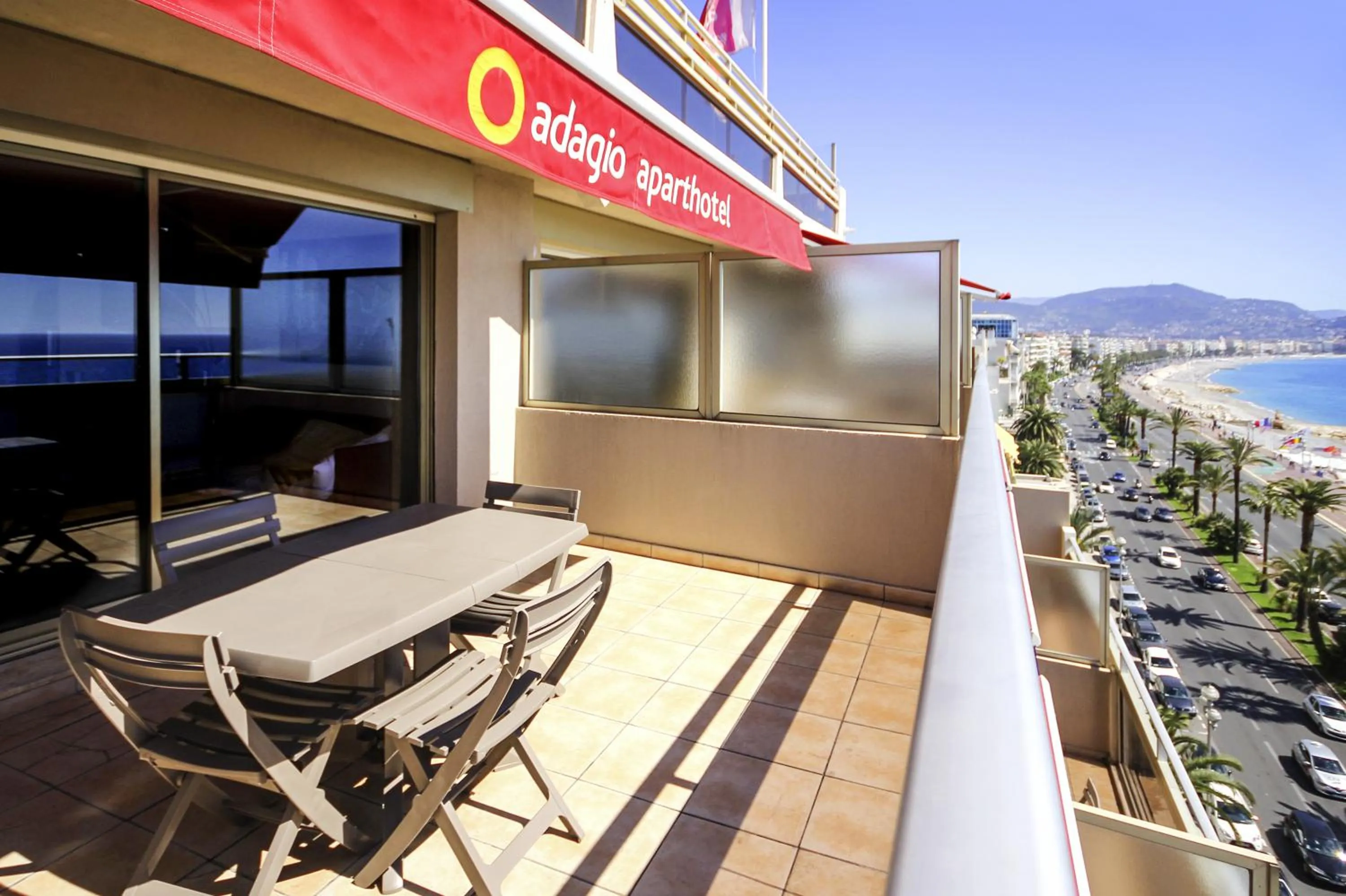 Day in Aparthotel Adagio Nice Promenade des Anglais