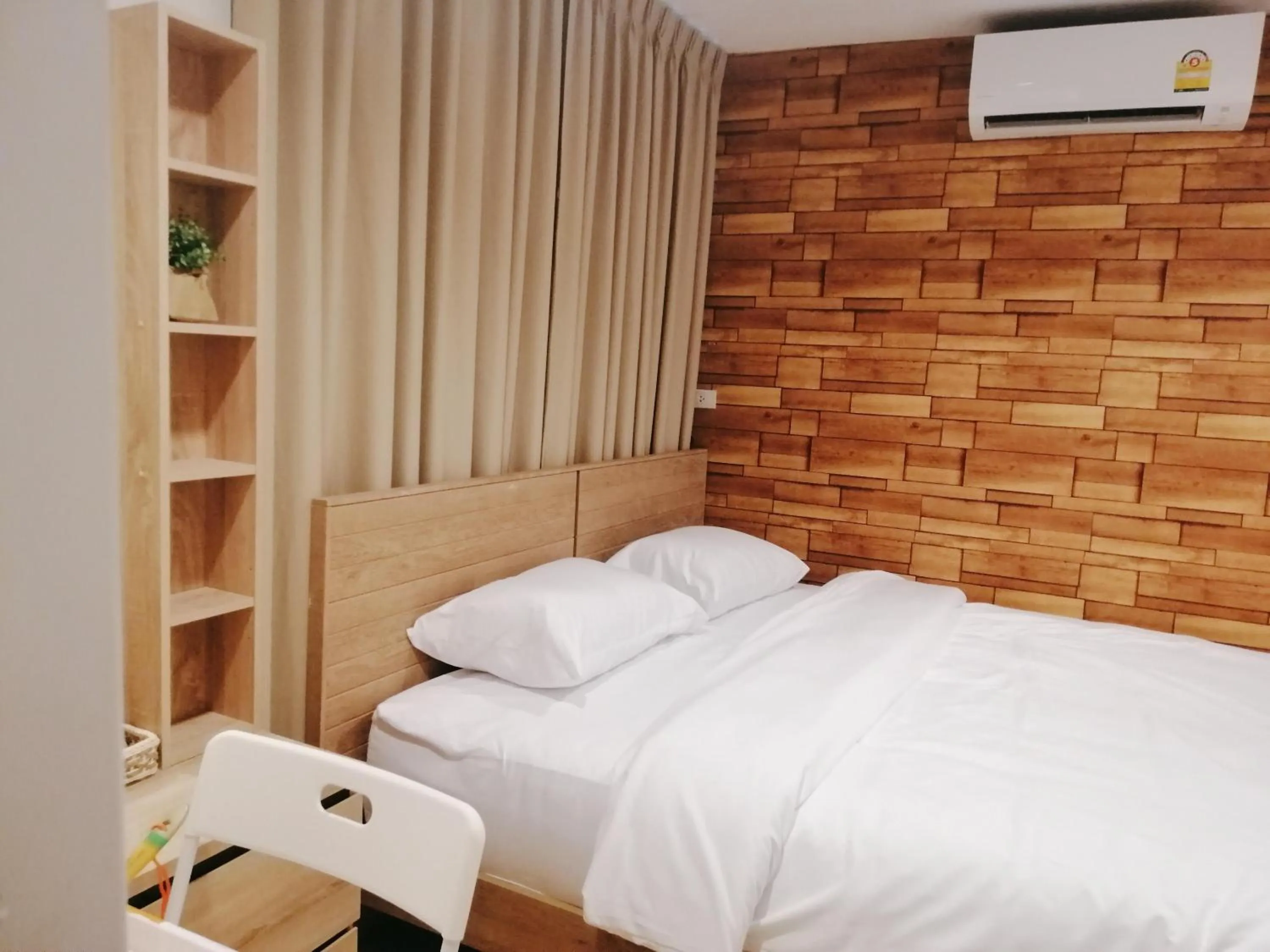 Bed in White House Hostel