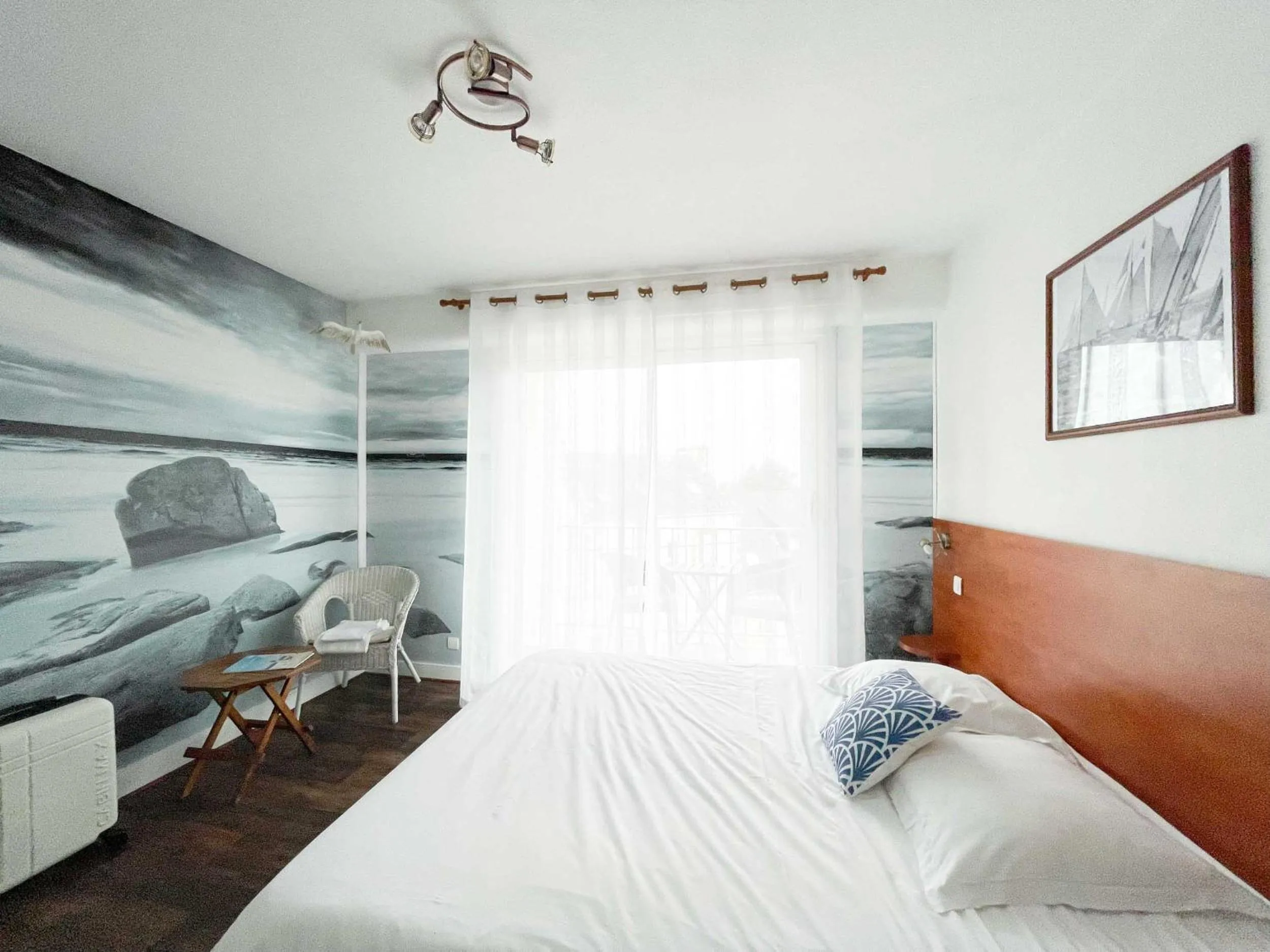 Bedroom, Bed in Hotel les Alignements