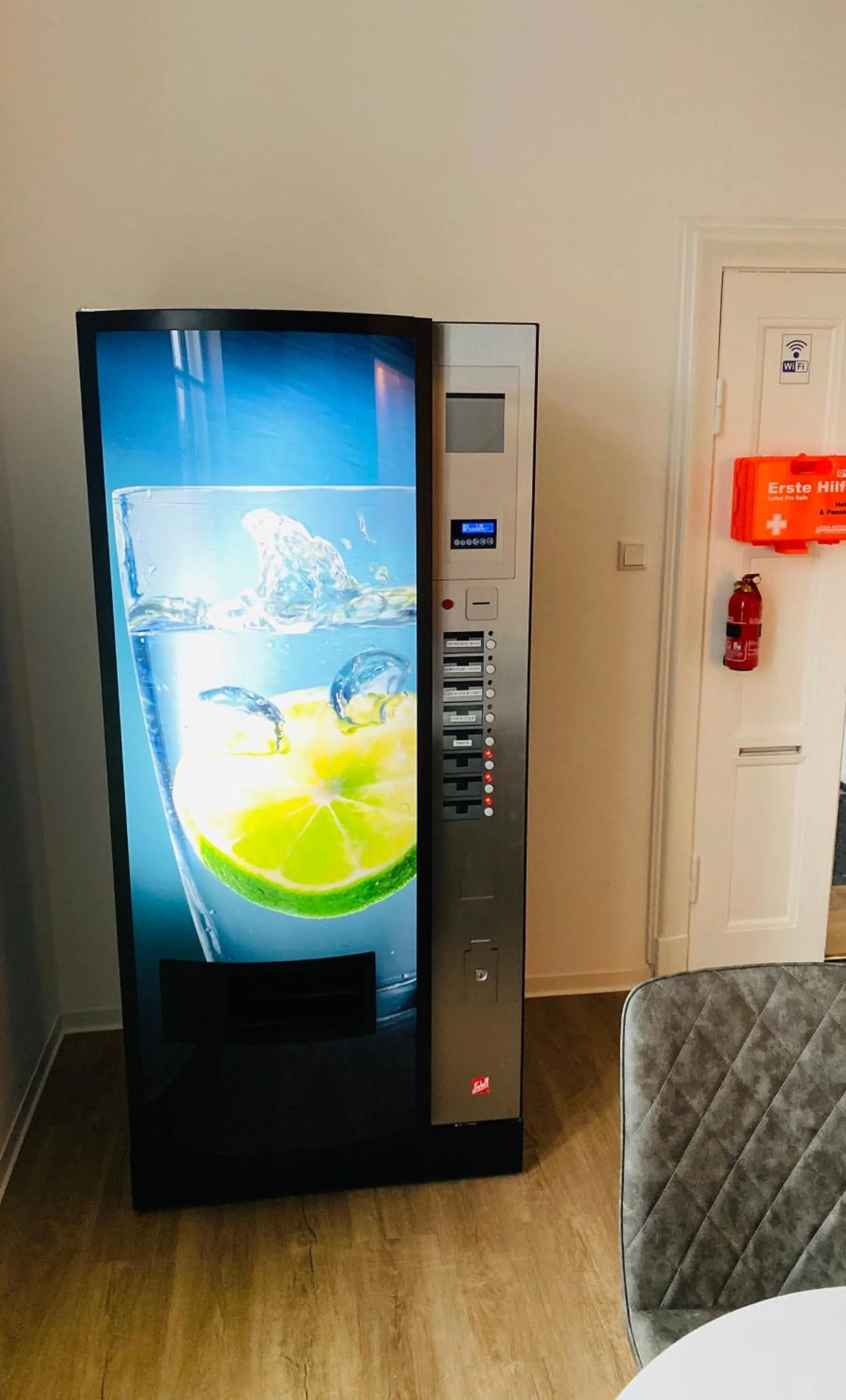 Drinks in Boardinghouse Flensburg - by Zimmer FREI! Holidays