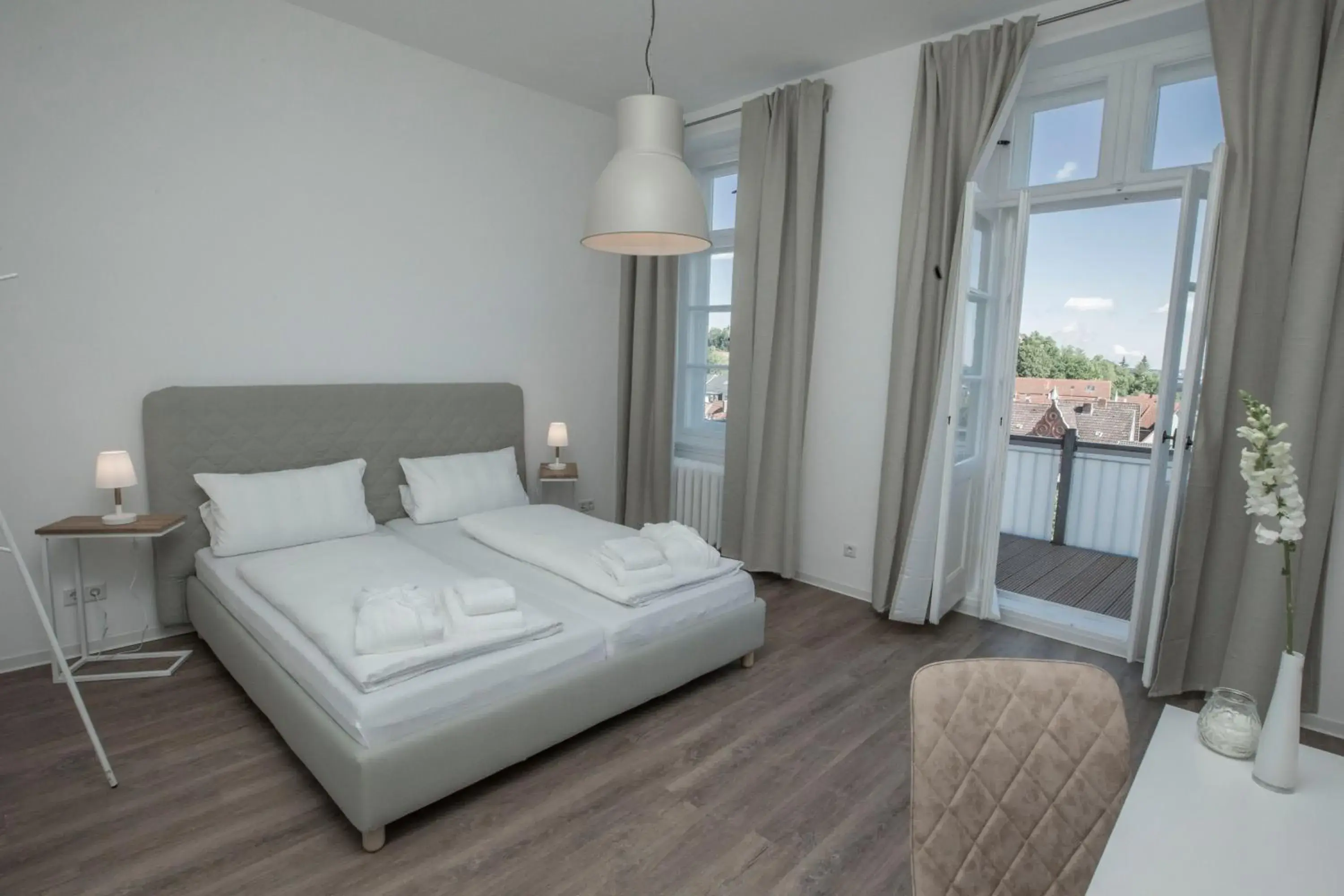 Double Room with Shared Bathroom in Boardinghouse Flensburg - by Zimmer FREI! Holidays Double Room with Shared Bathroom in Boardinghouse Flensburg - by Zimmer FREI! Holidays