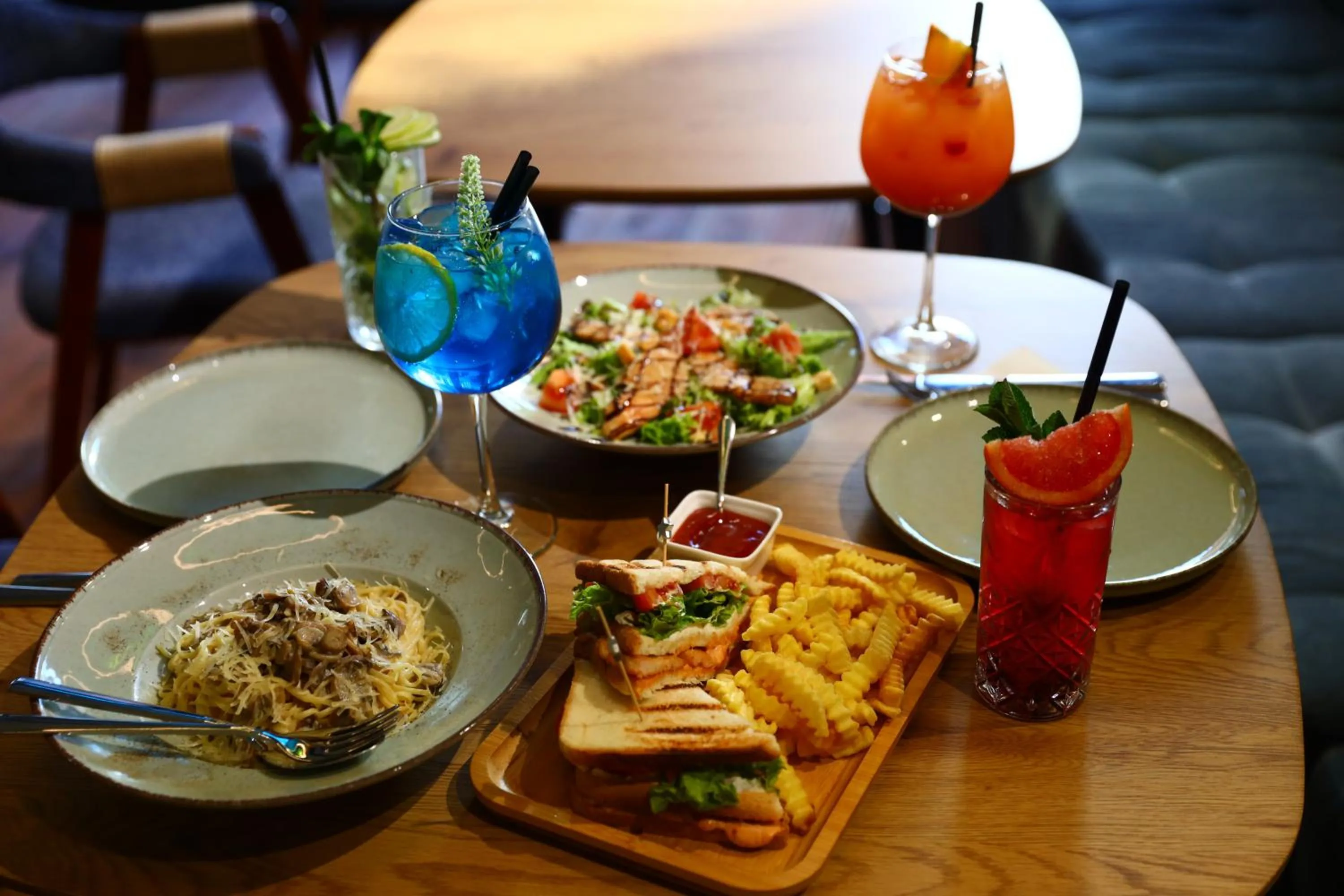 Restaurant/places to eat in Graphica Tbilisi Hotel