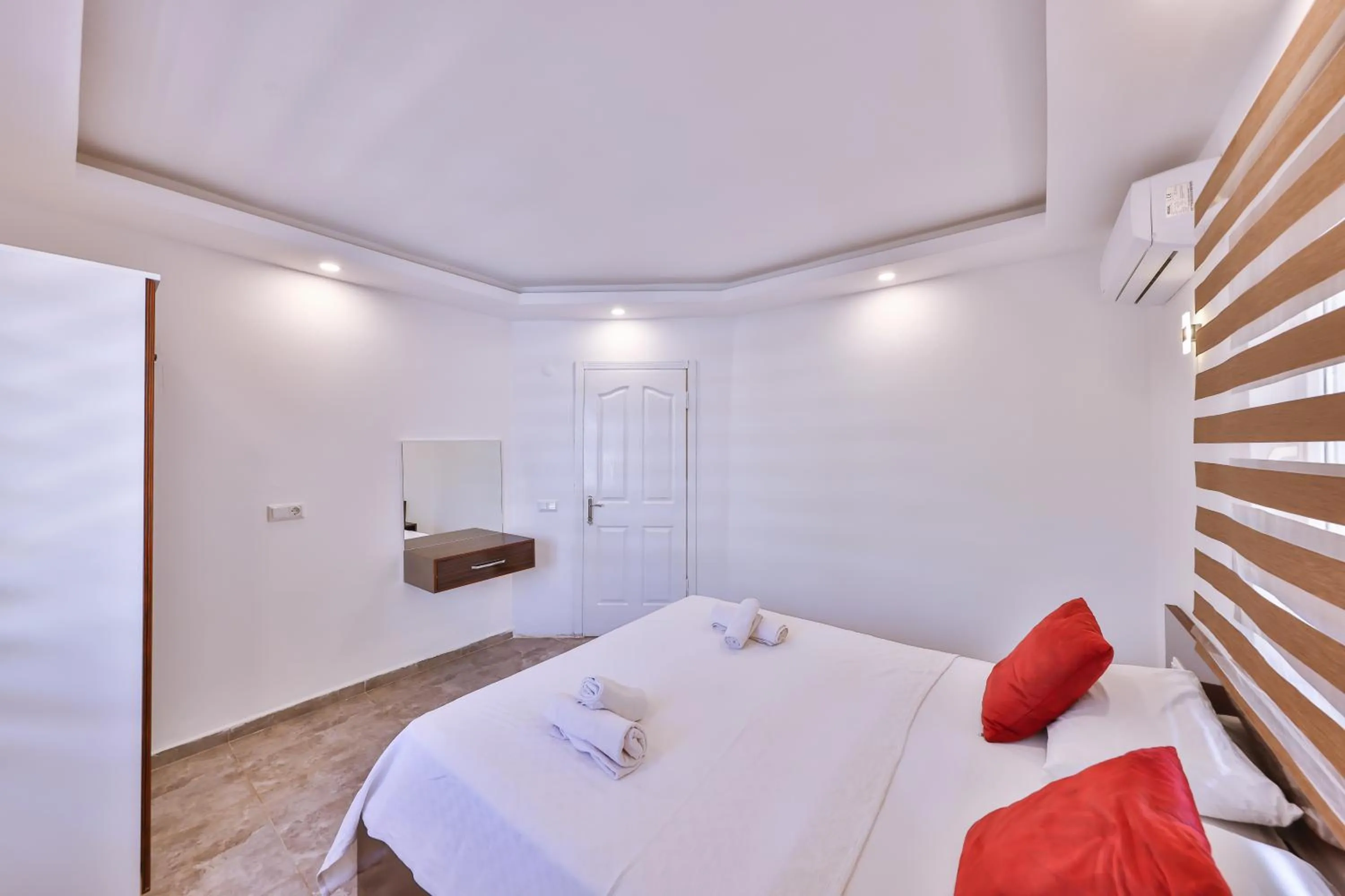 Bedroom, Bed in 3 House Apart