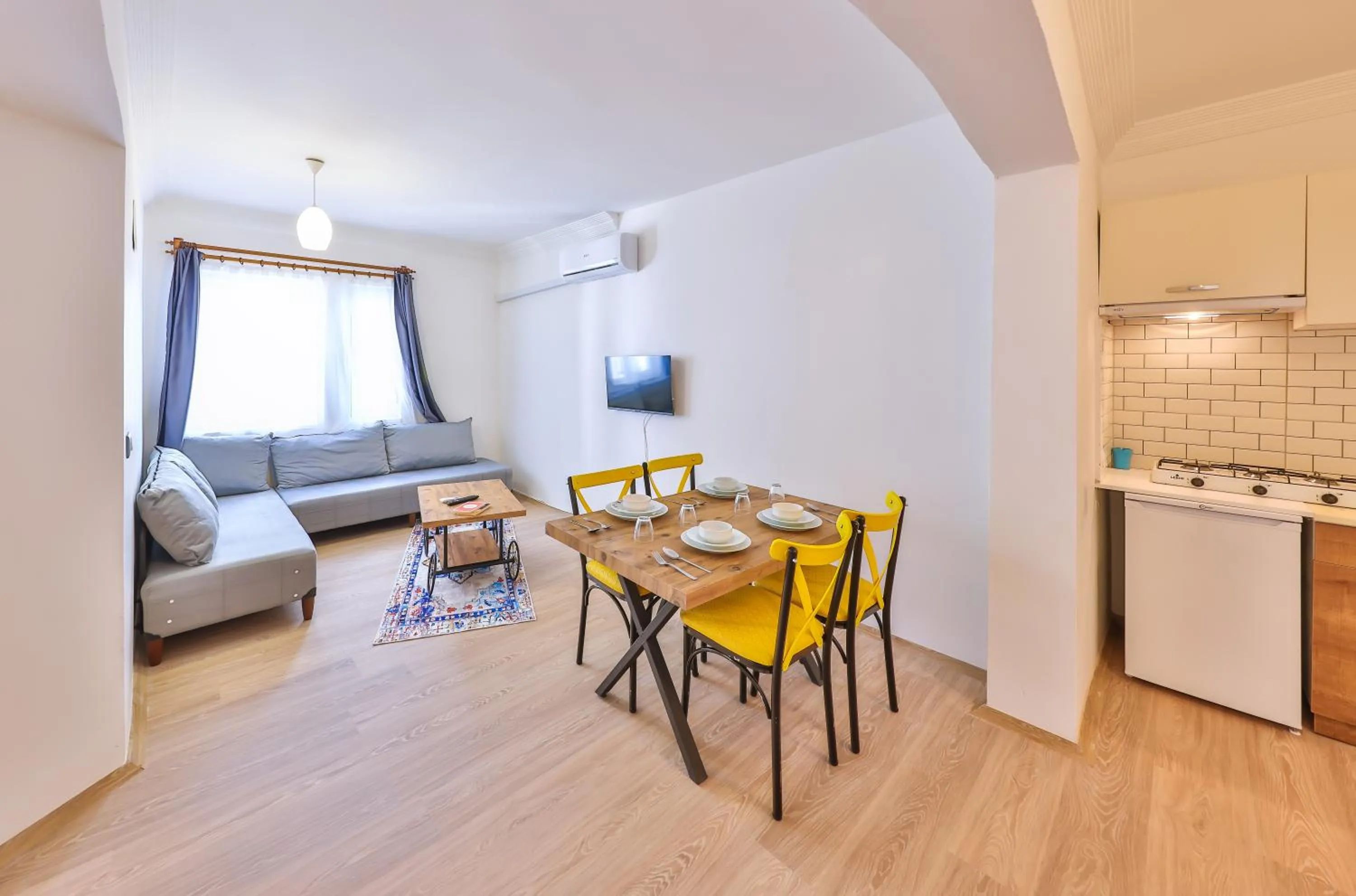 Living room in 3 House Apart