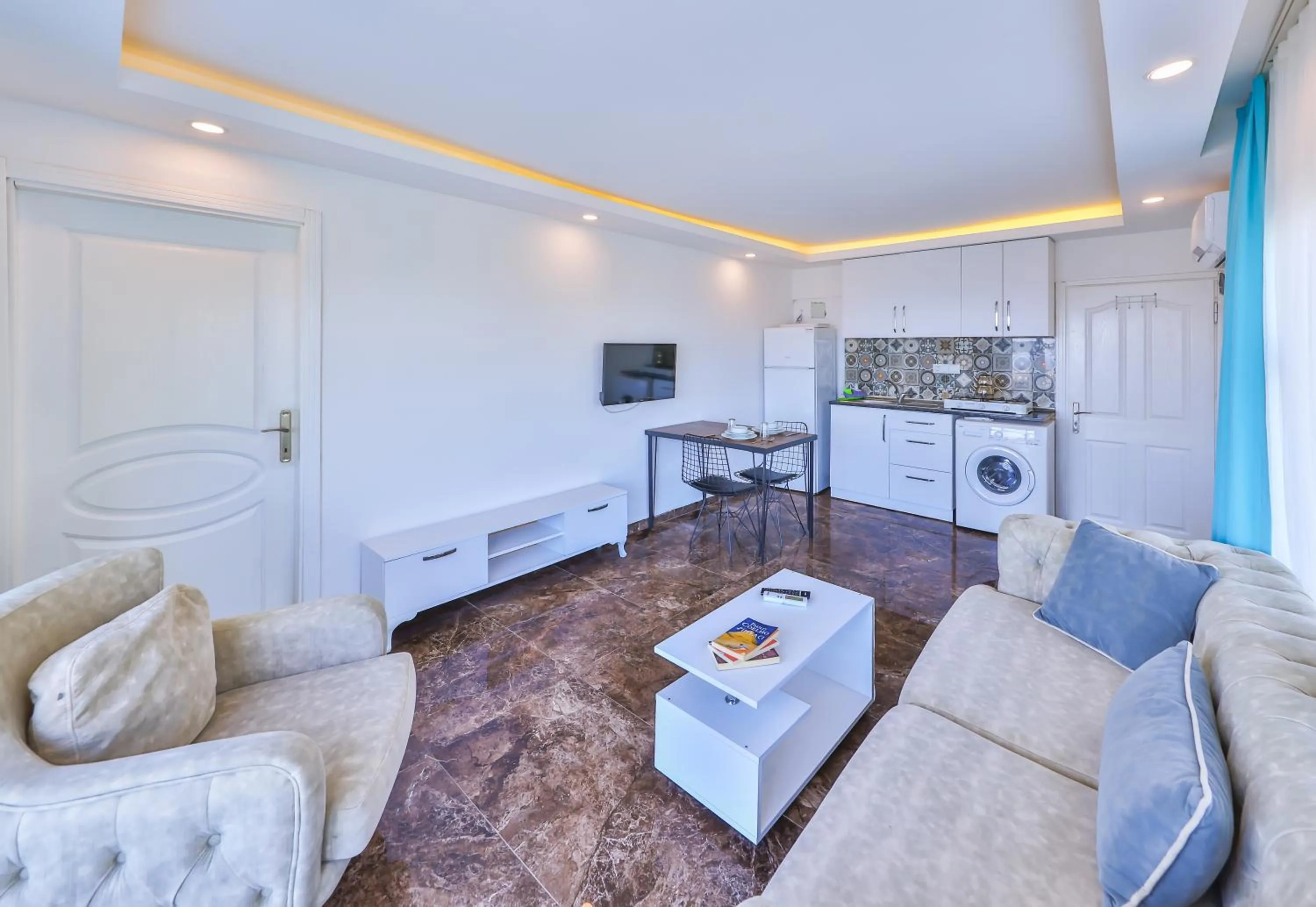 Living room in 3 House Apart