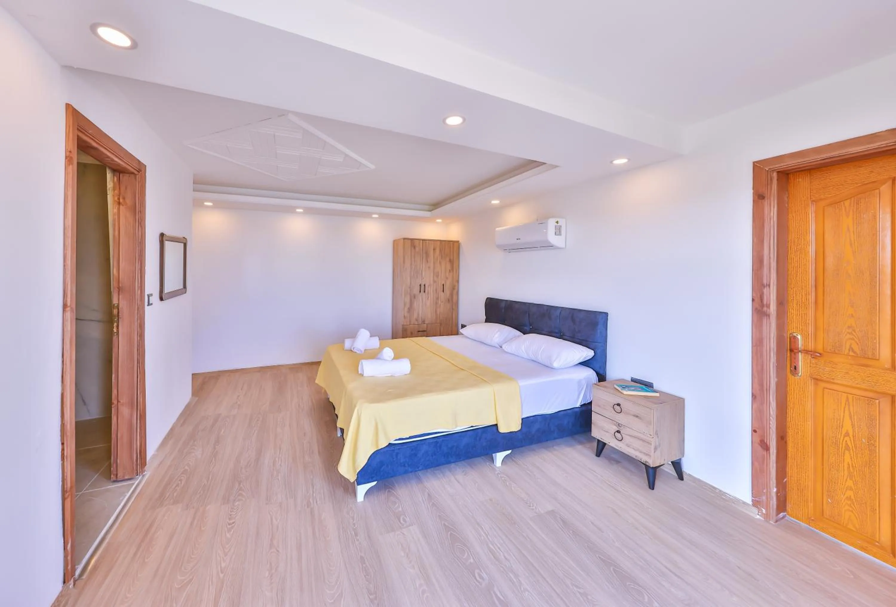 Bedroom, Bed in 3 House Apart