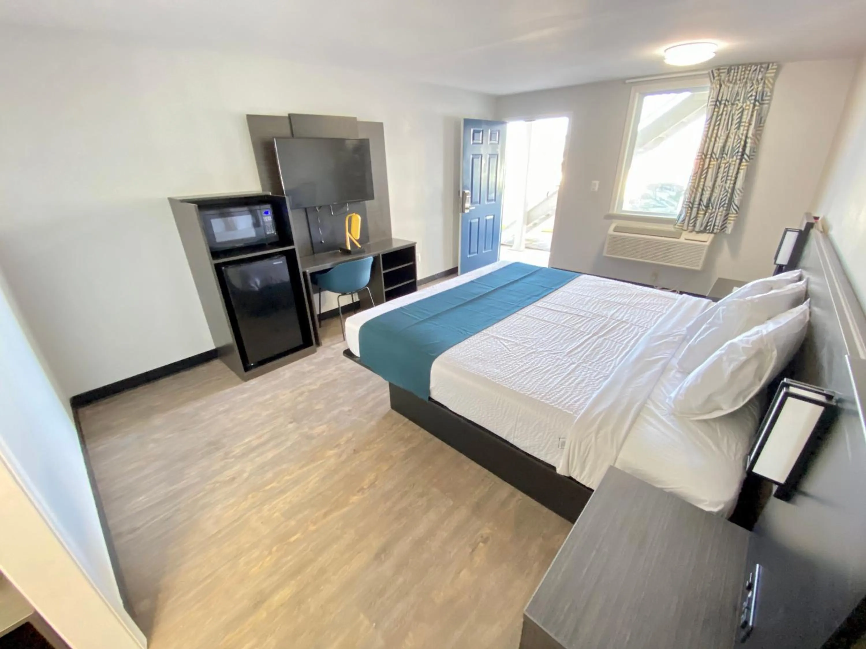 Bedroom, Bed in Motel 6 Bonne Terre, MO