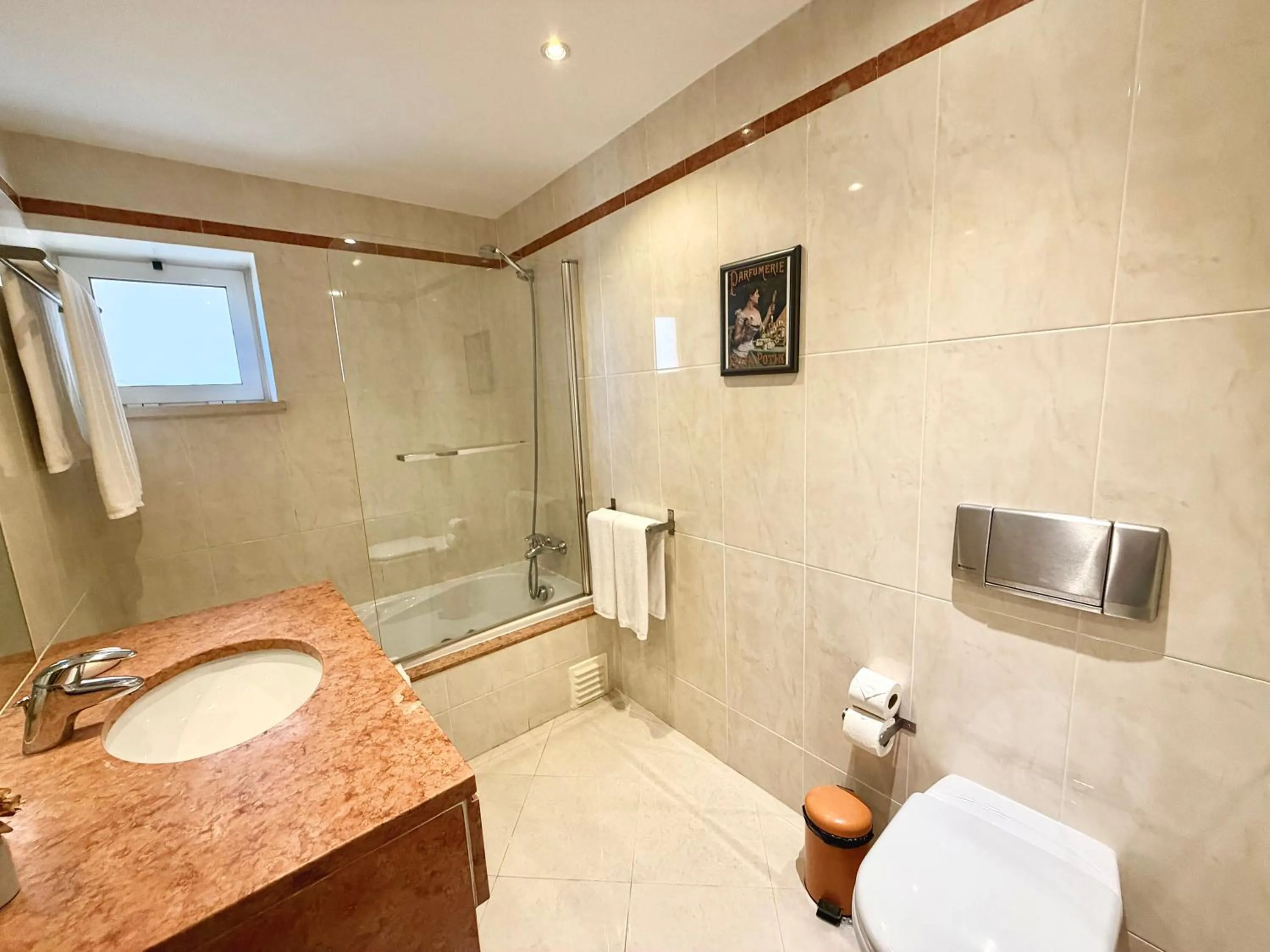 Bathroom in MouraPraia By Garvetur