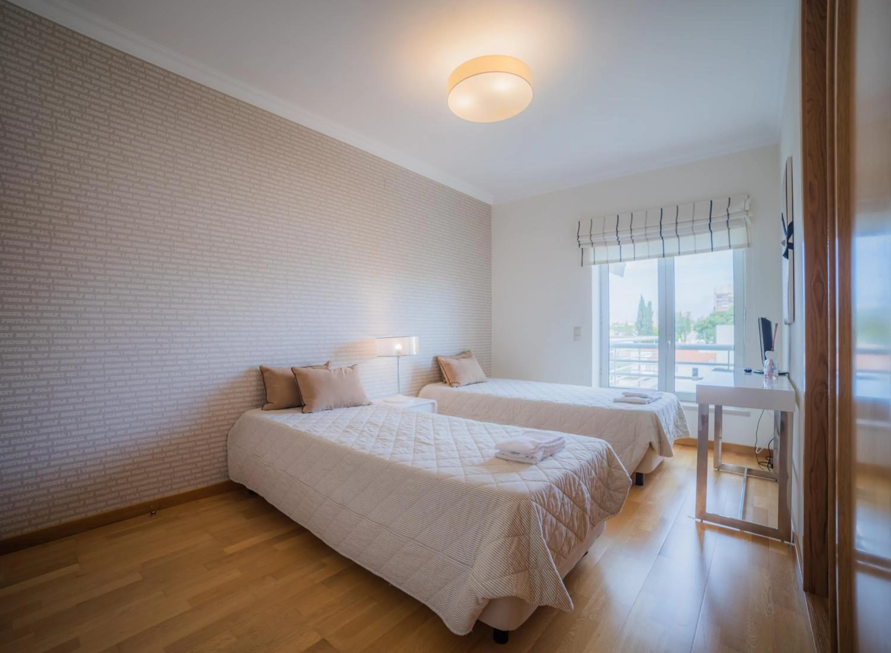 Bed in MouraPraia By Garvetur