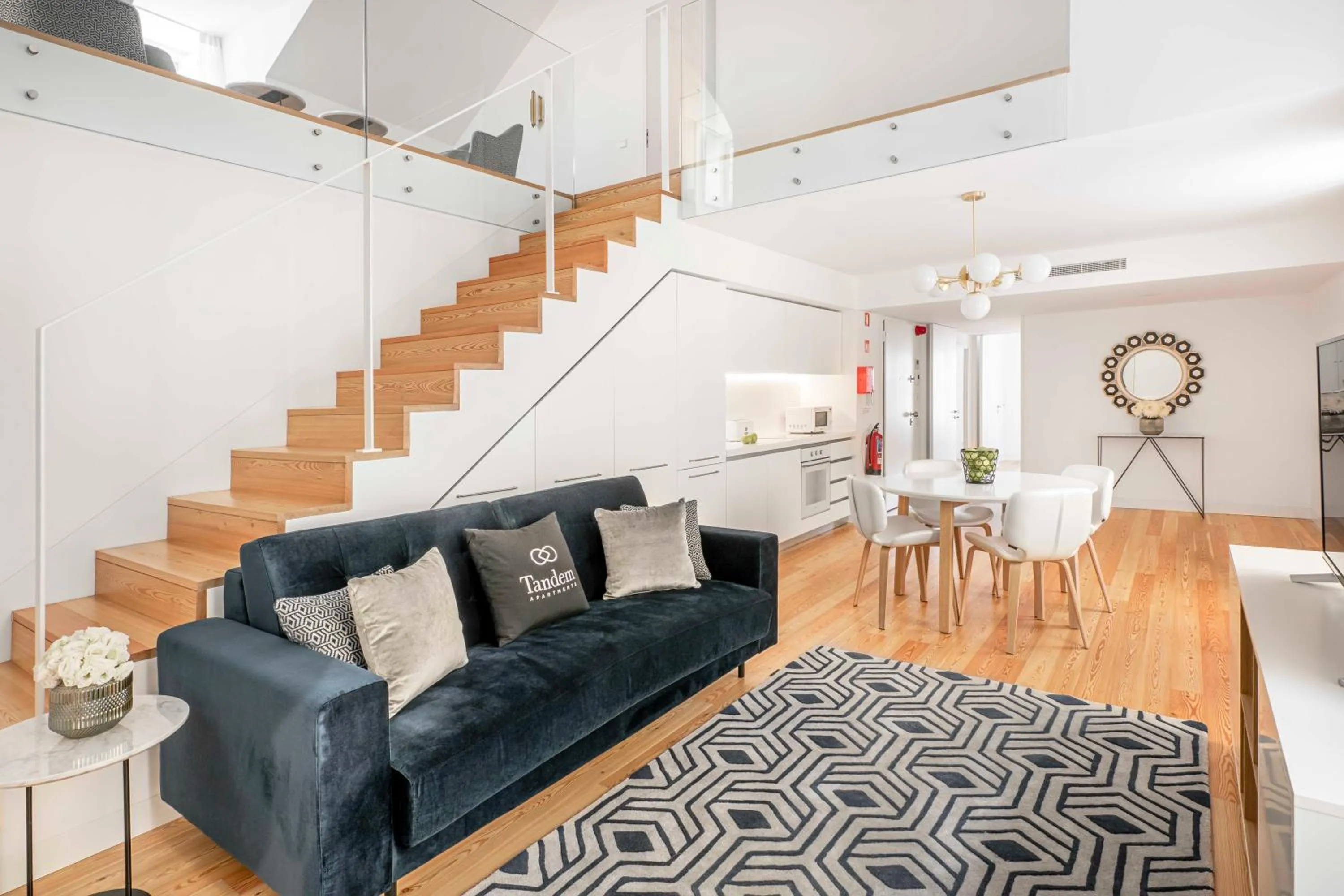 Photo of the whole room in Tandem Palacio Alfama Apartments