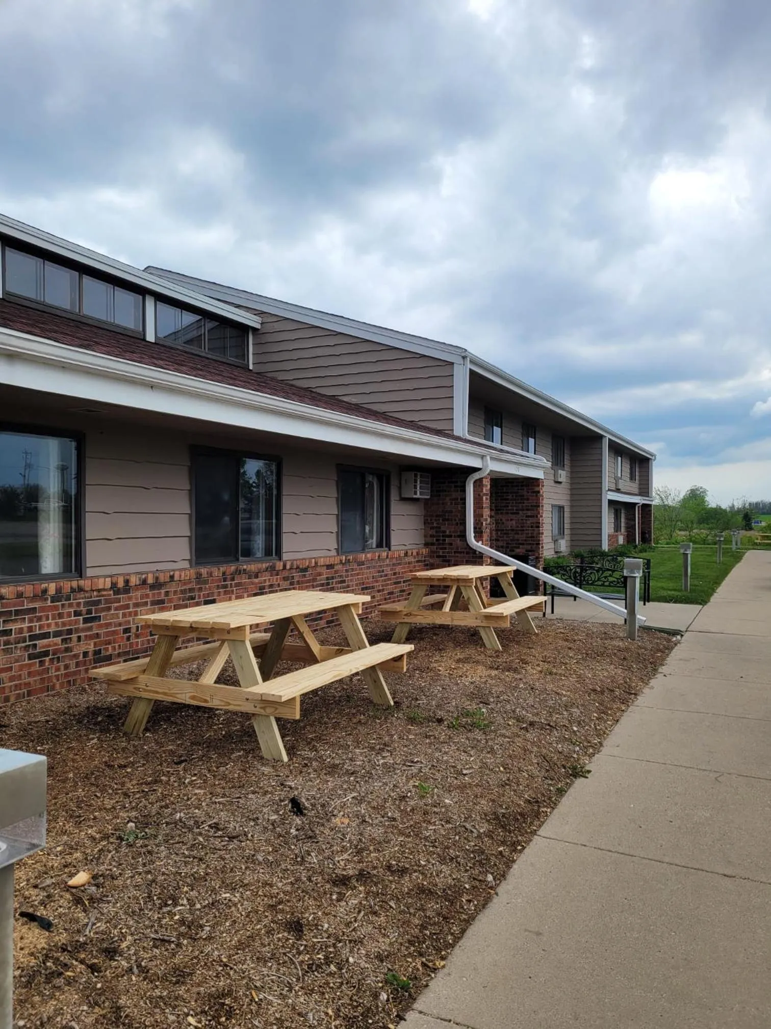 Property building in The Belgium Inn & Suites