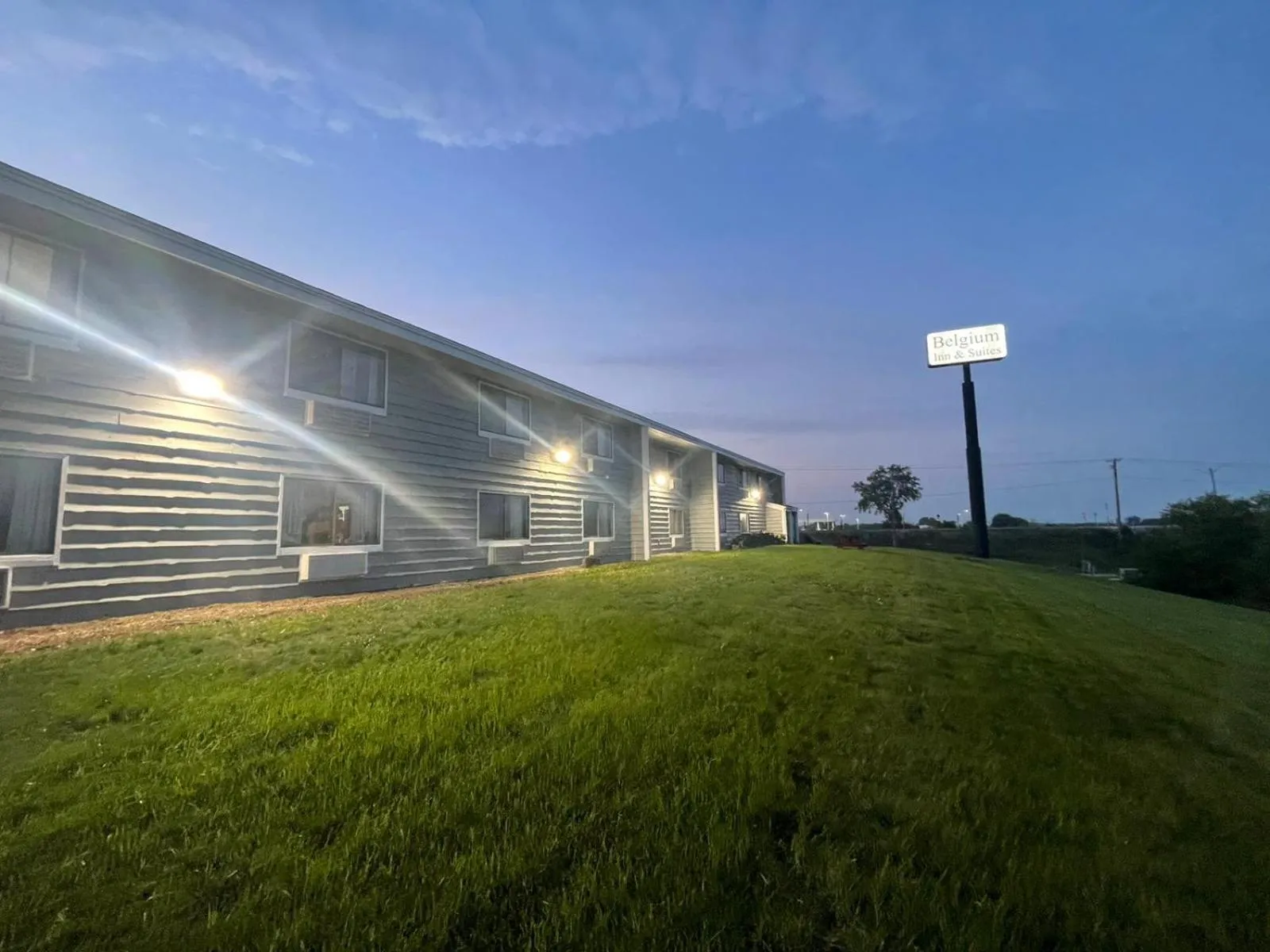 Property building in The Belgium Inn & Suites