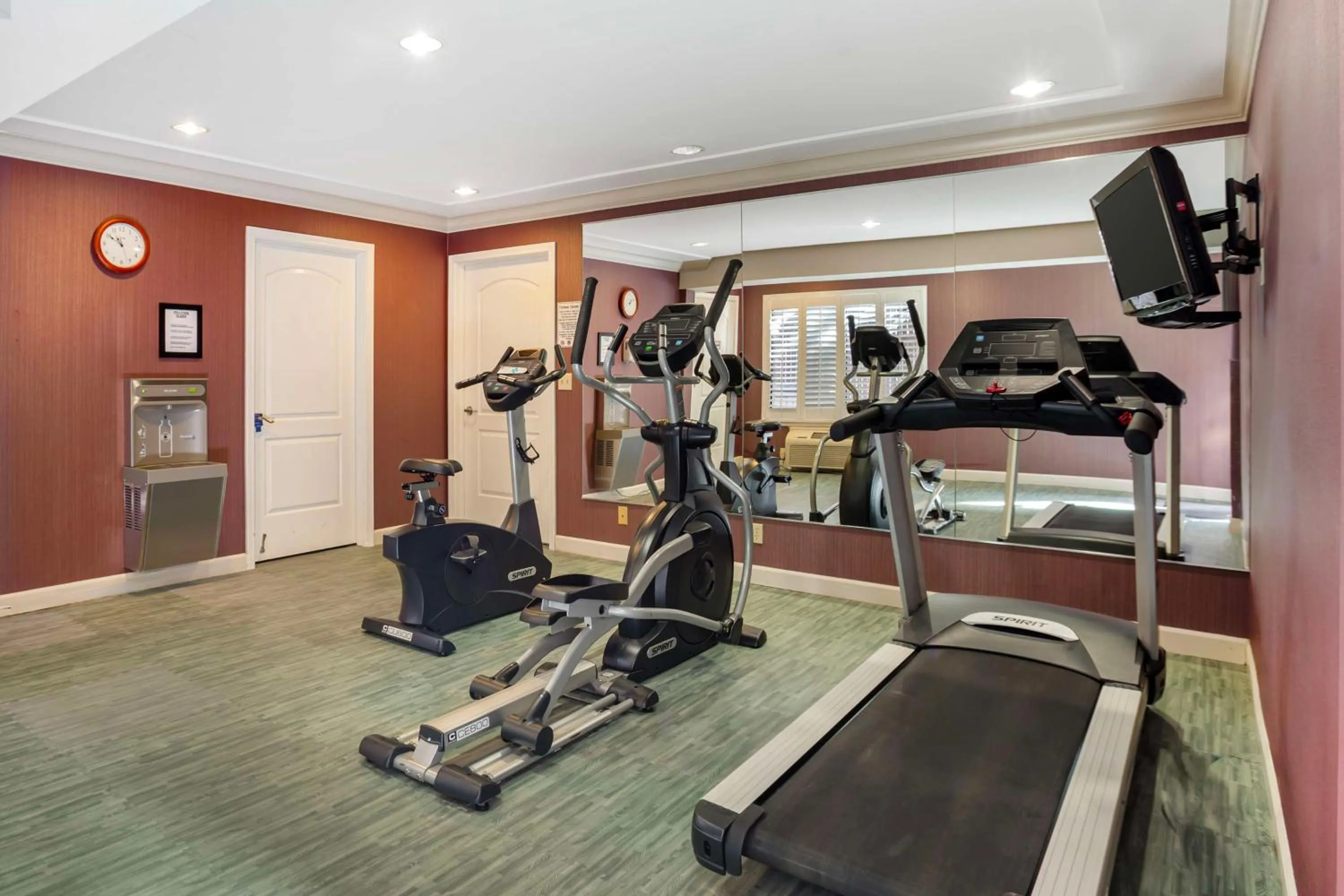 Fitness centre/facilities in Best Western Inn Santa Cruz