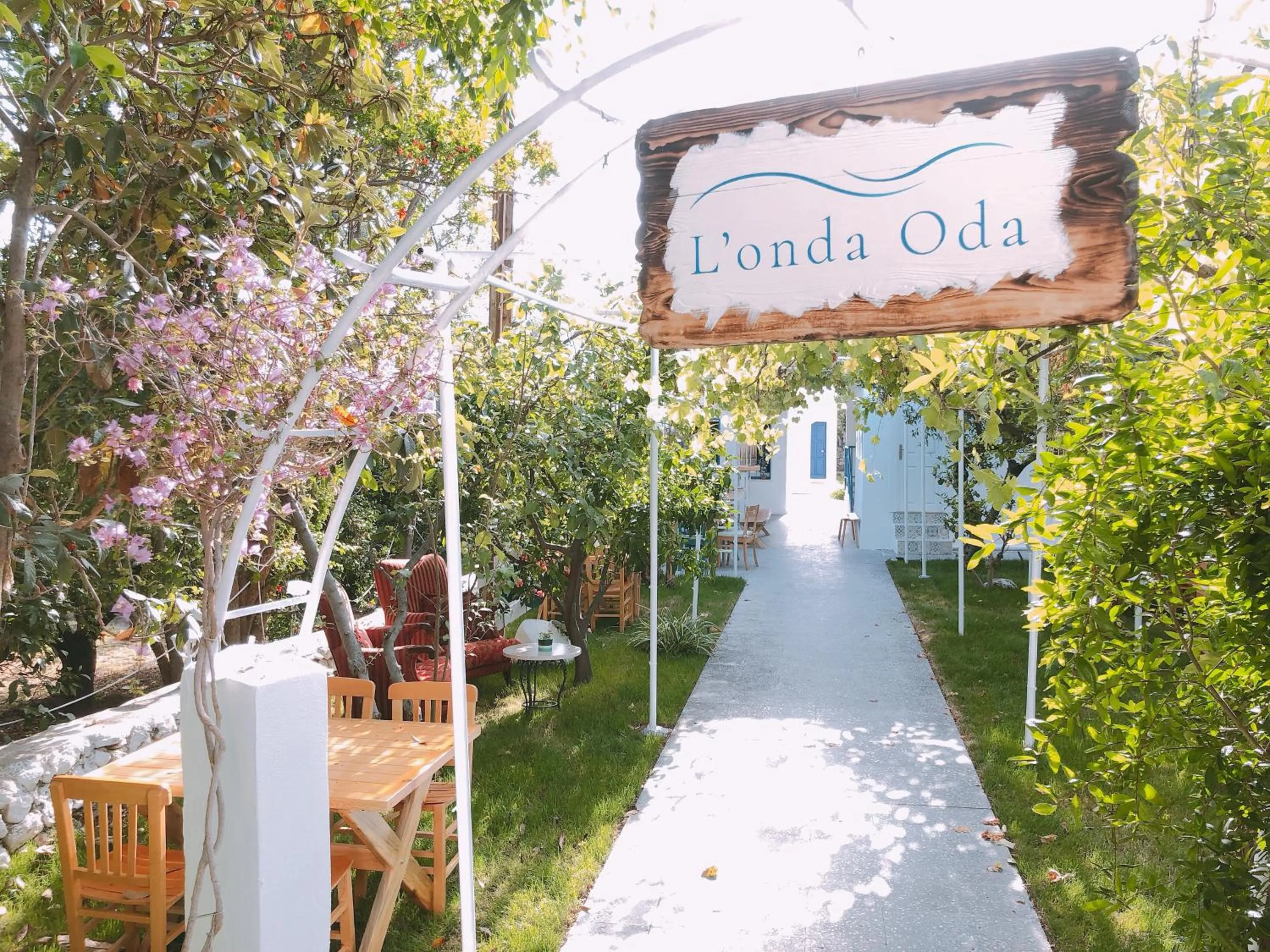 Facade/entrance in L'onda Oda Bodrum