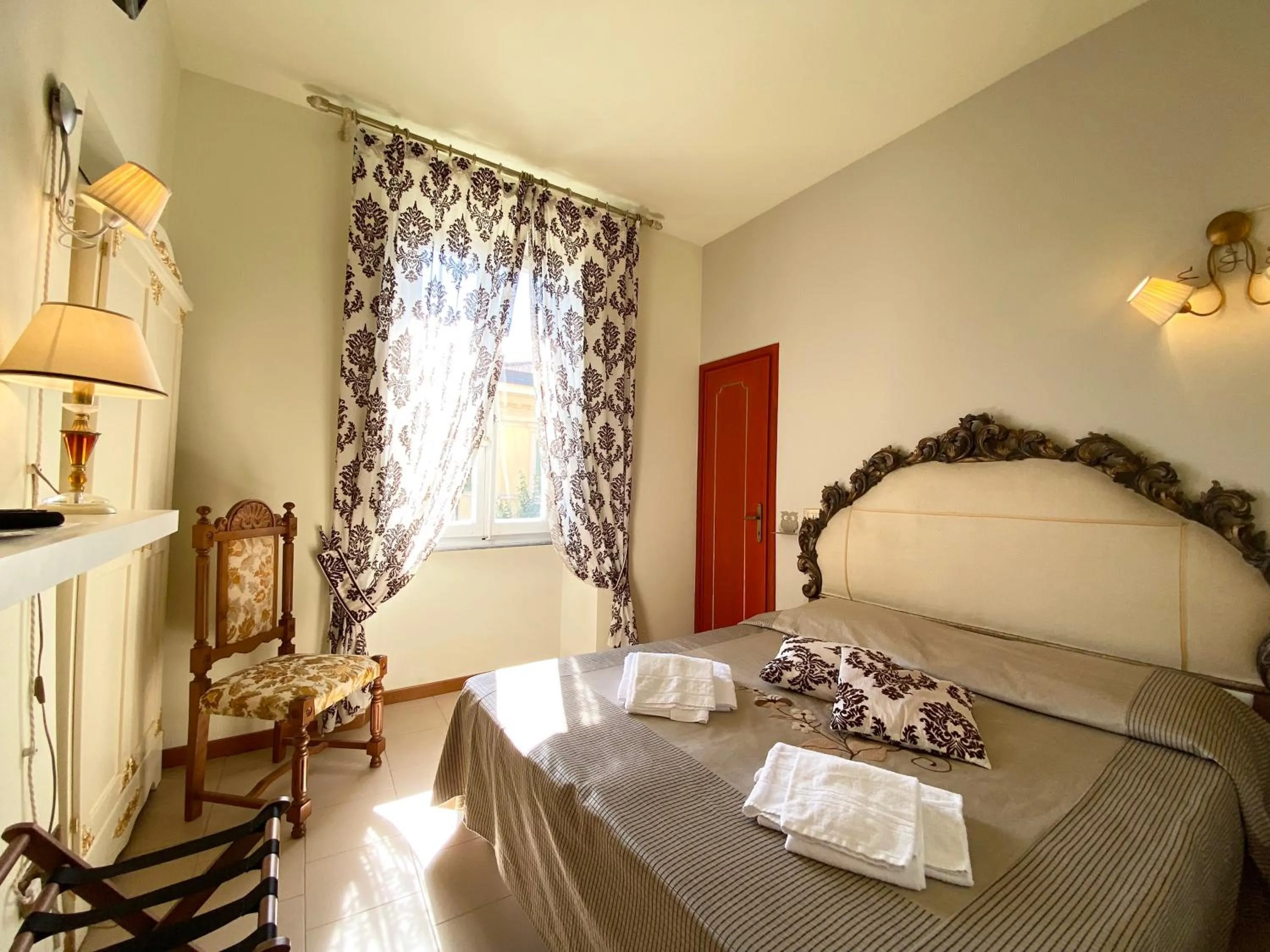 Bedroom, Bed in HOTEL RINASCIMENTO