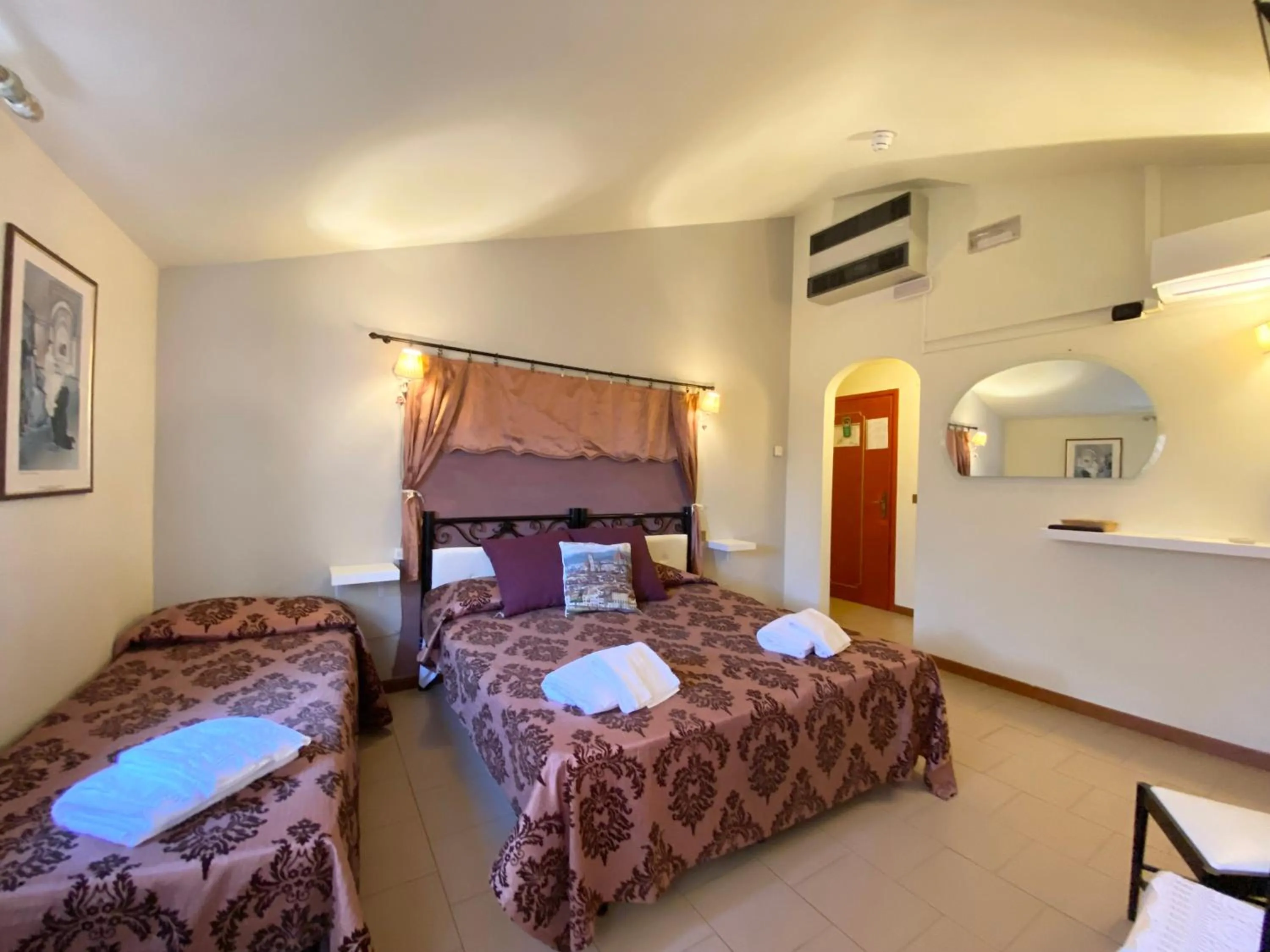 Bedroom, Bed in HOTEL RINASCIMENTO