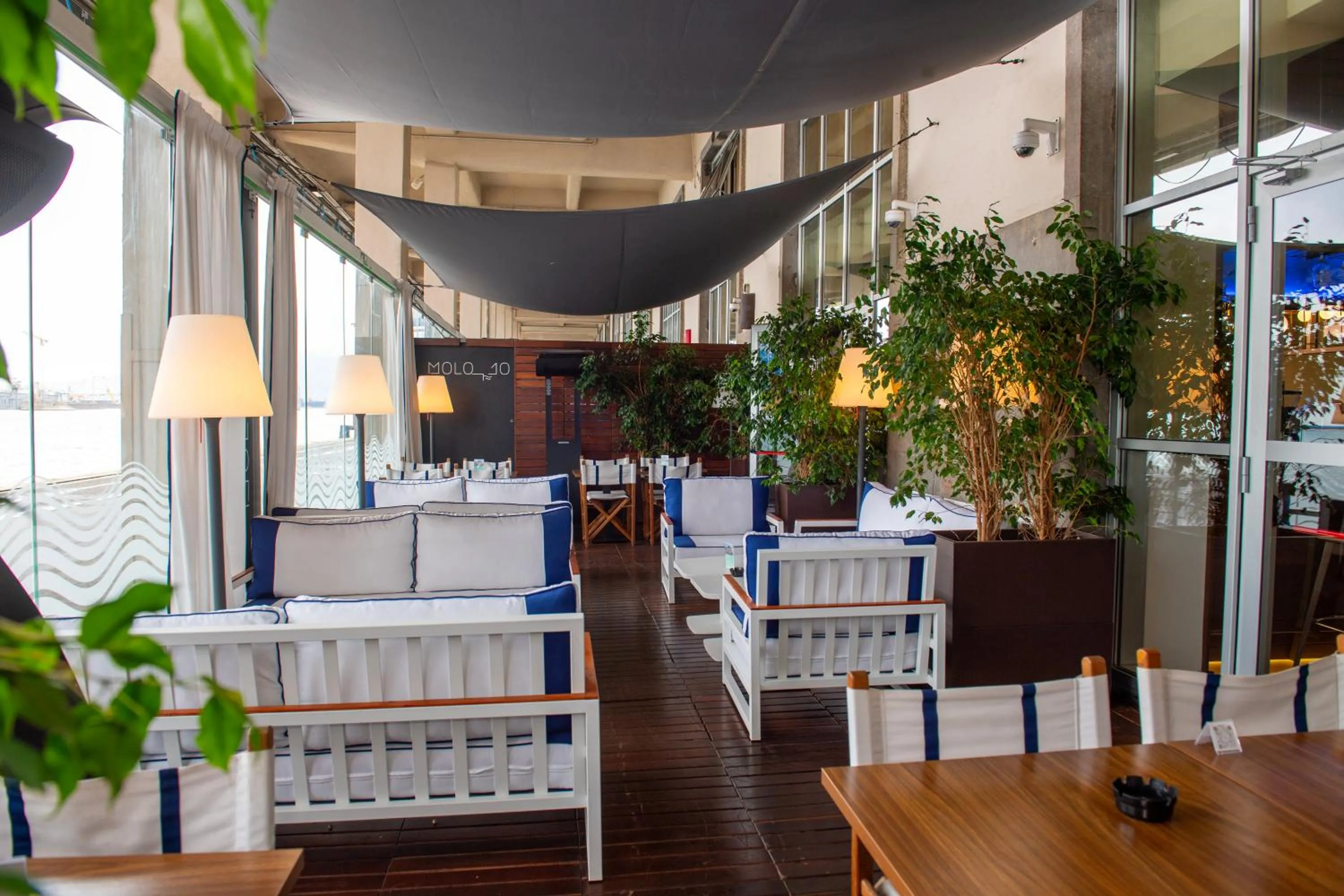 Patio in Smart Hotel Napoli