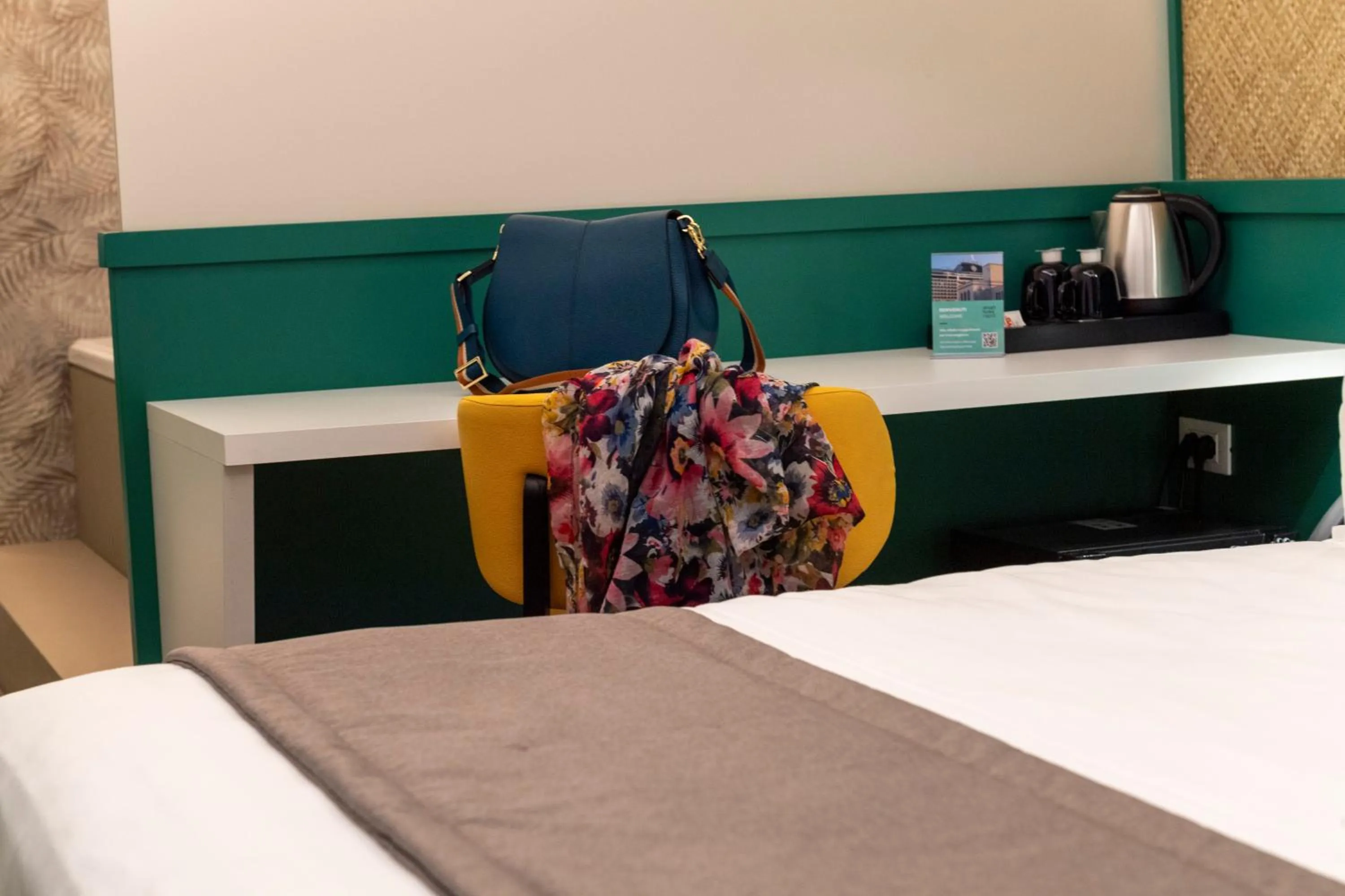 Bedroom, Bed in Smart Hotel Napoli